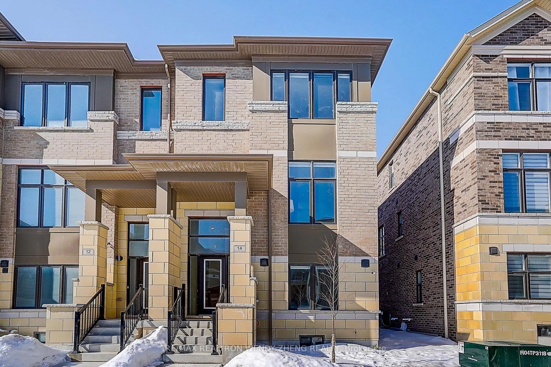 Photo 1 of 14 Kahshe Lane, Richmond Hill, Rural Richmond Hill — HOMEH