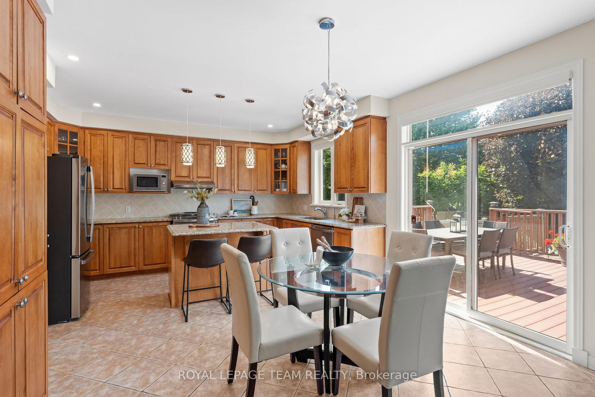 Photo 12 of 7 Ash Valley Avenue, Ottawa, Barrhaven East — HOMEH