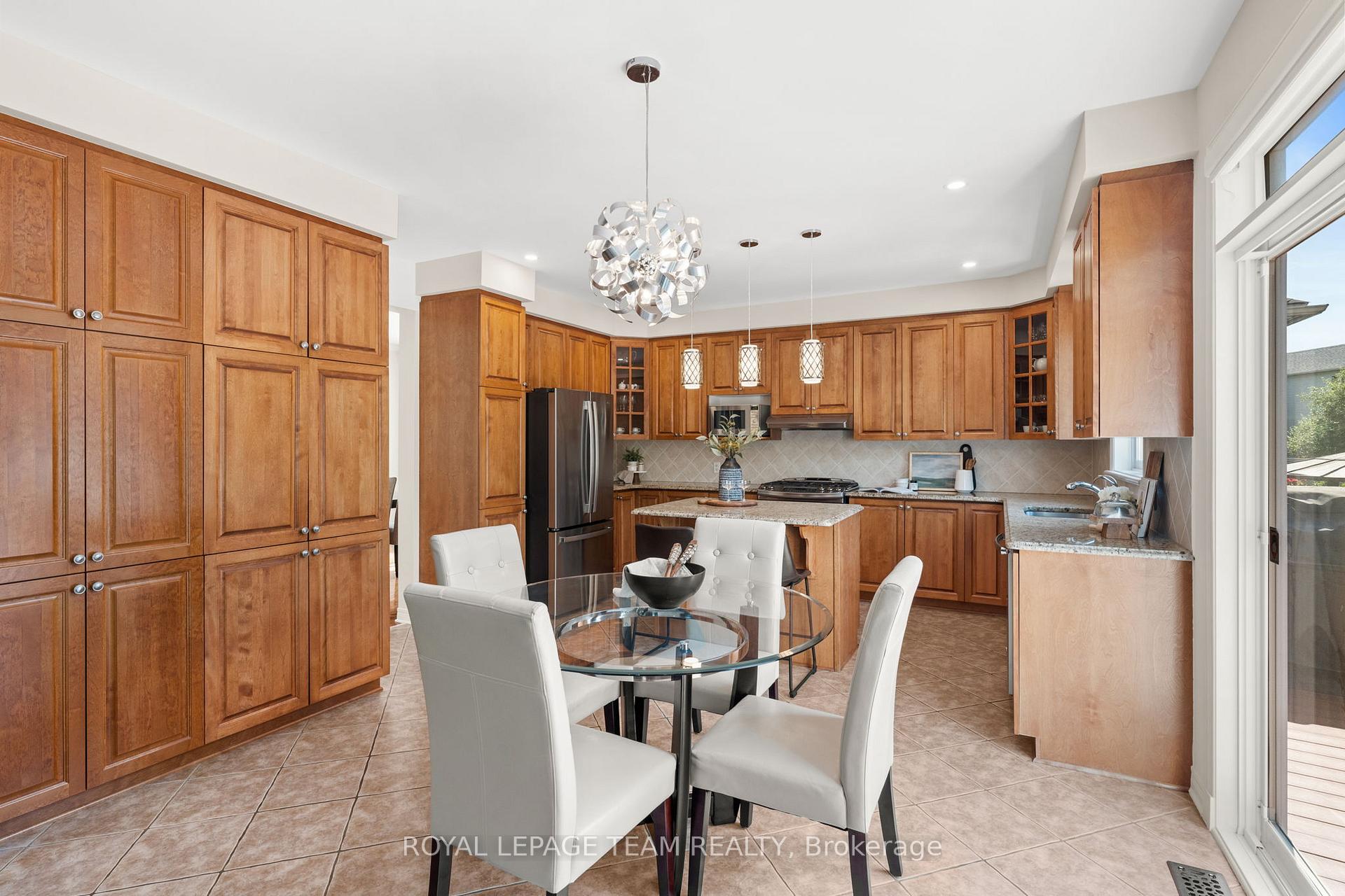 Photo 13 of 7 Ash Valley Avenue, Ottawa, Barrhaven East — HOMEH