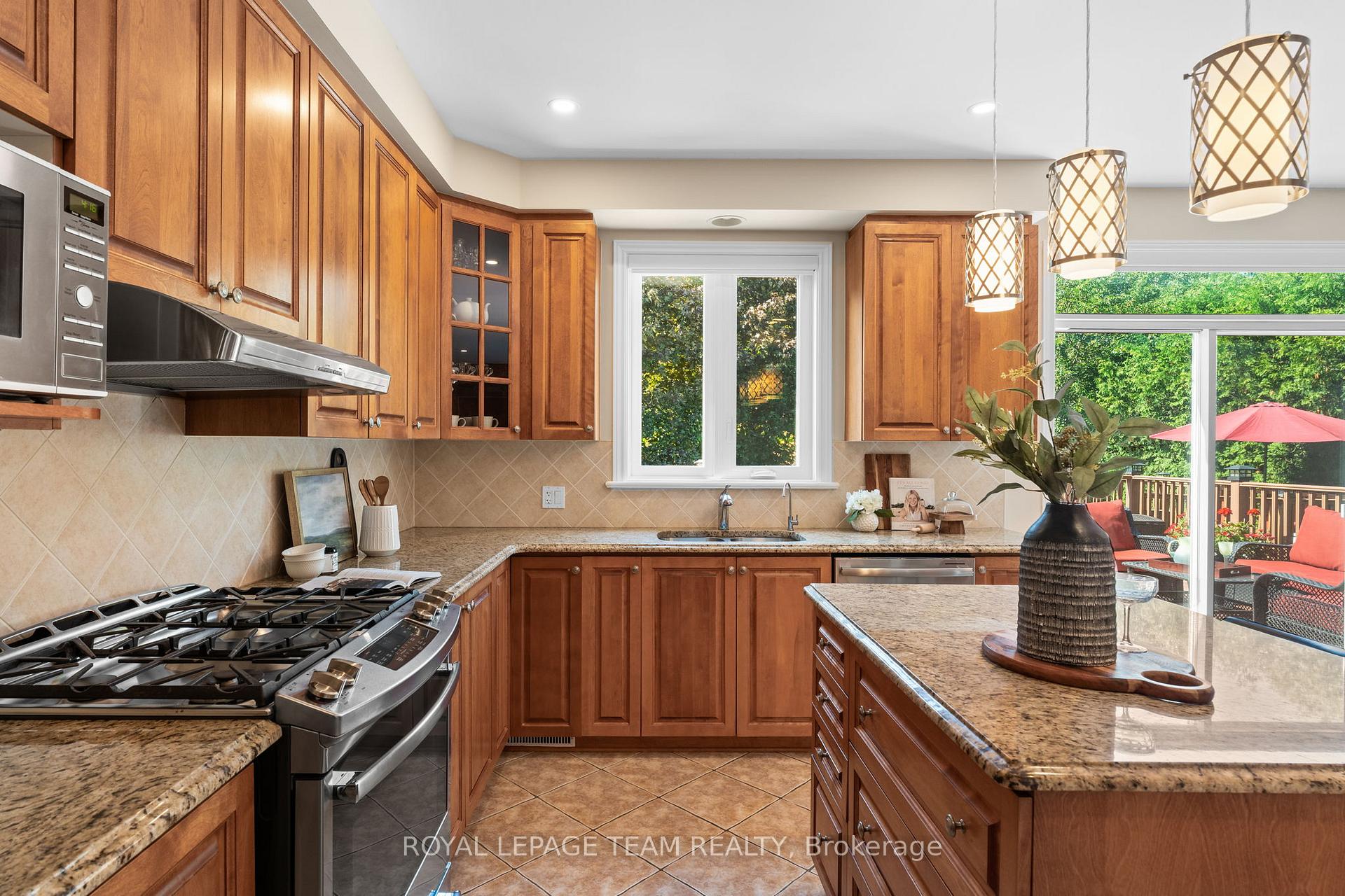 Photo 19 of 7 Ash Valley Avenue, Ottawa, Barrhaven East — HOMEH
