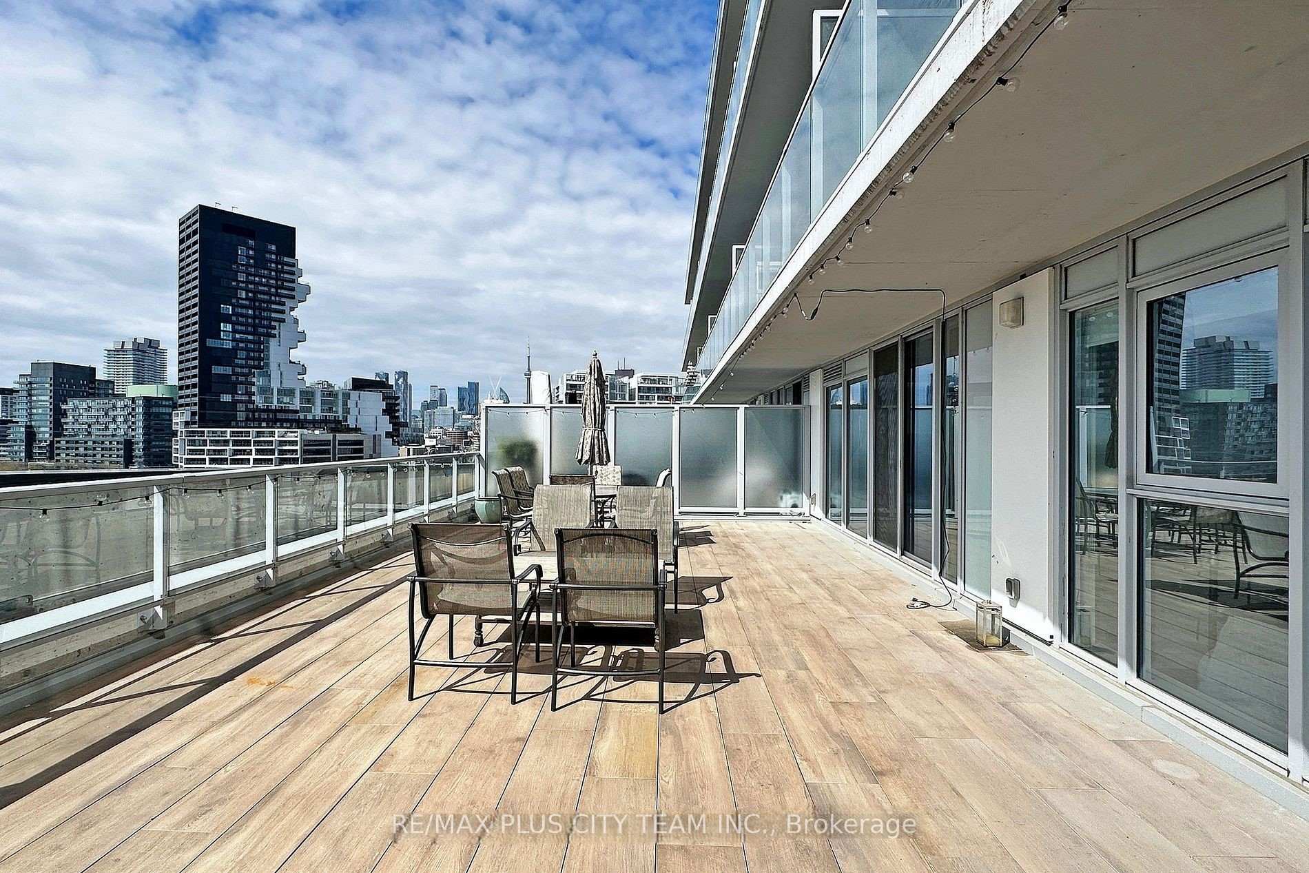 Photo 17 of Unit 1511, 15 Baseball Place, Toronto, South Riverdale — HOMEH