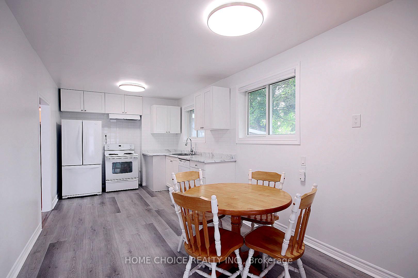 Photo 2 of 48 Johnson Road, Aurora, Aurora Highlands — HOMEH