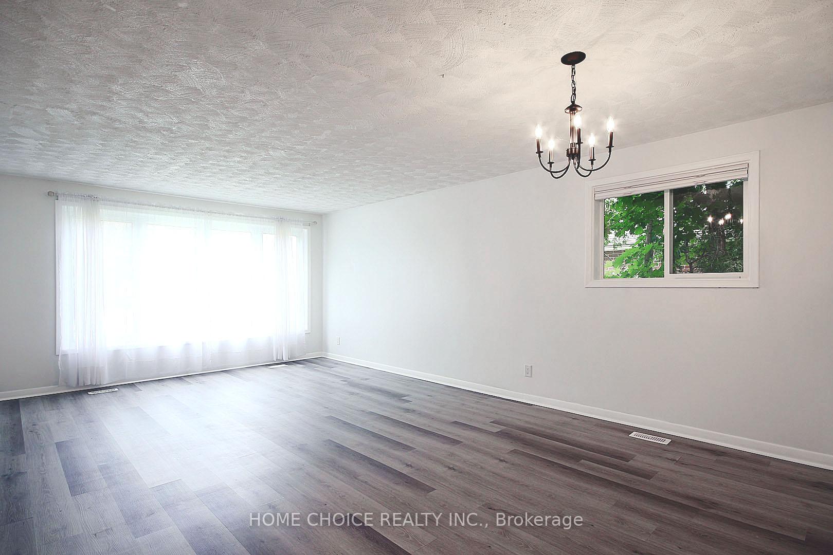 Photo 6 of 48 Johnson Road, Aurora, Aurora Highlands — HOMEH