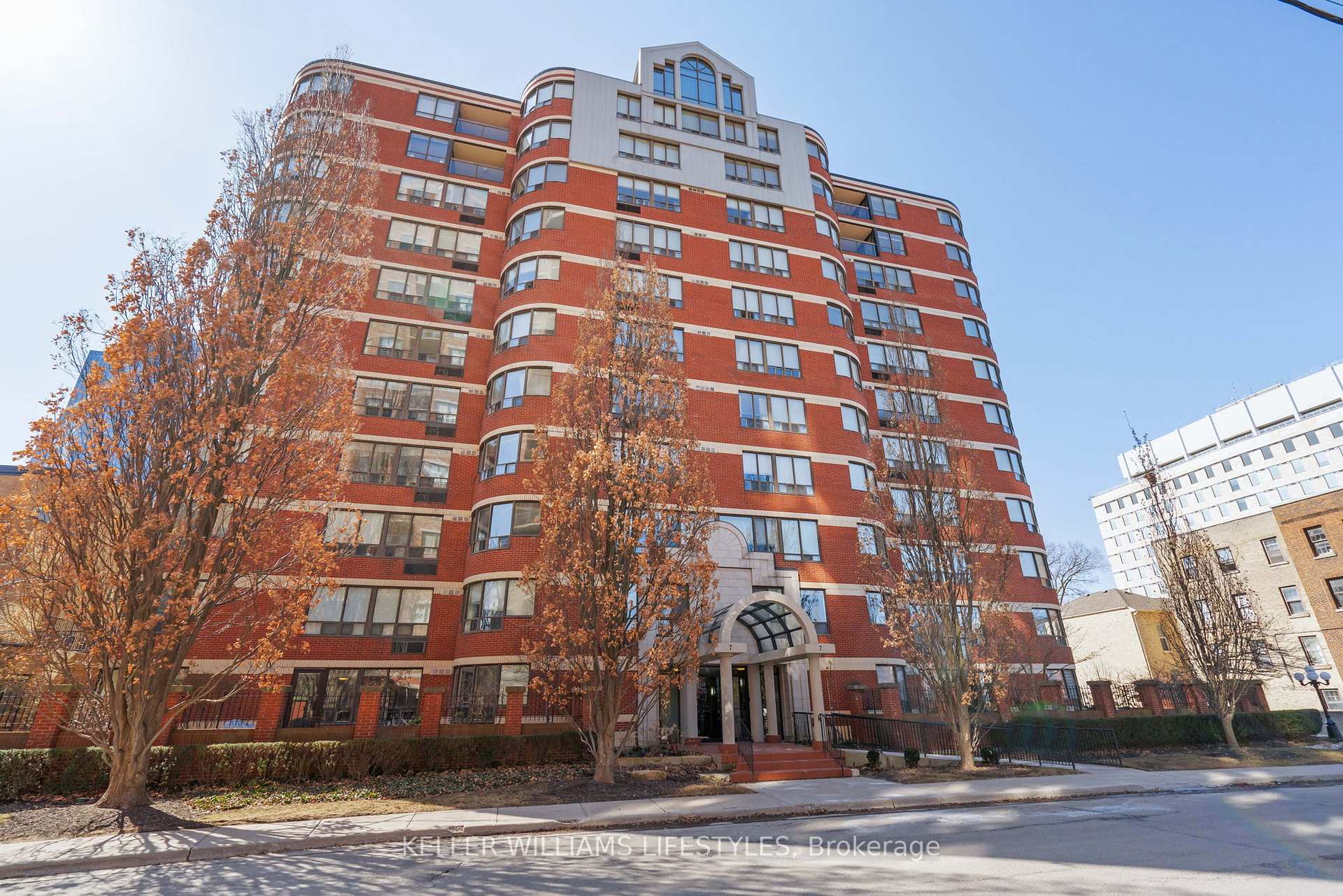 Front of Unit 1103, 7 Picton Street