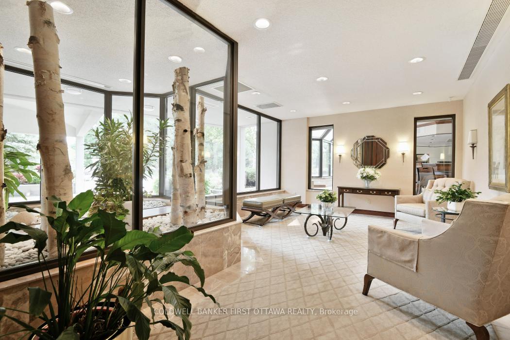 Photo 3 of Unit 904, 1510 Riverside Drive, Ottawa, Riverview Park — HOMEH
