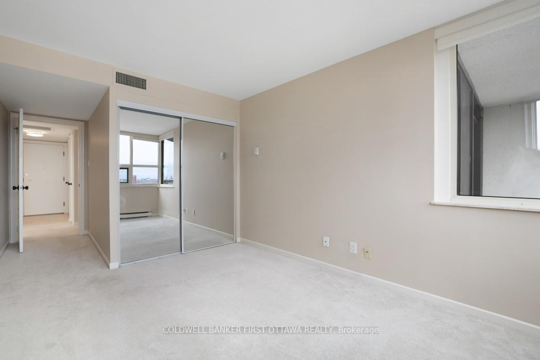 Photo 28 of Unit 904, 1510 Riverside Drive, Ottawa, Riverview Park — HOMEH