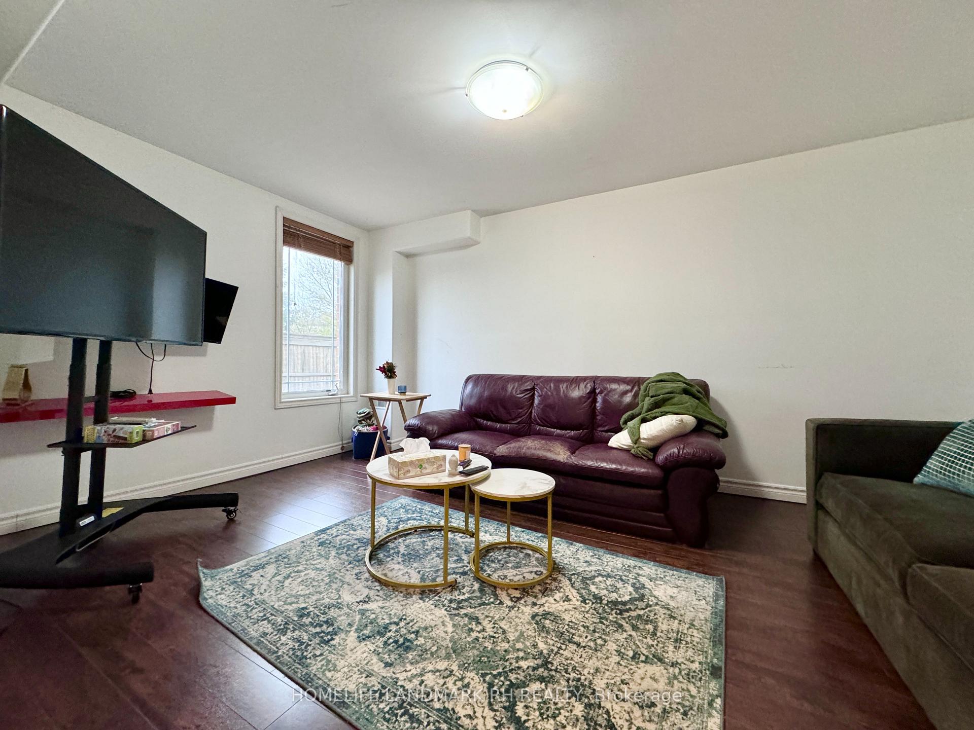 Photo 10 of Unit BSMT, 28 Spring Farm Road, Aurora, Bayview Northeast — HOMEH