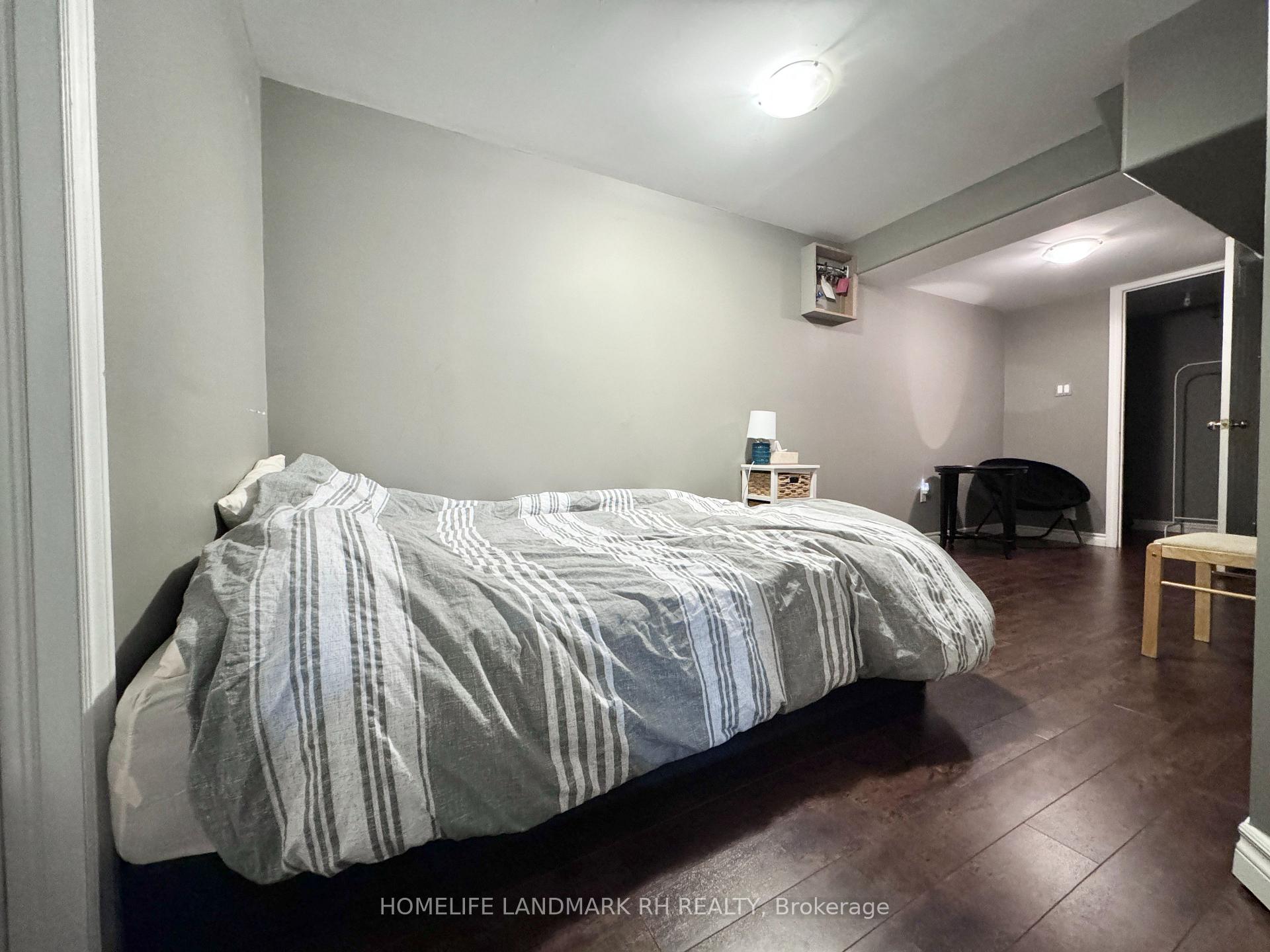 Photo 4 of Unit BSMT, 28 Spring Farm Road, Aurora, Bayview Northeast — HOMEH