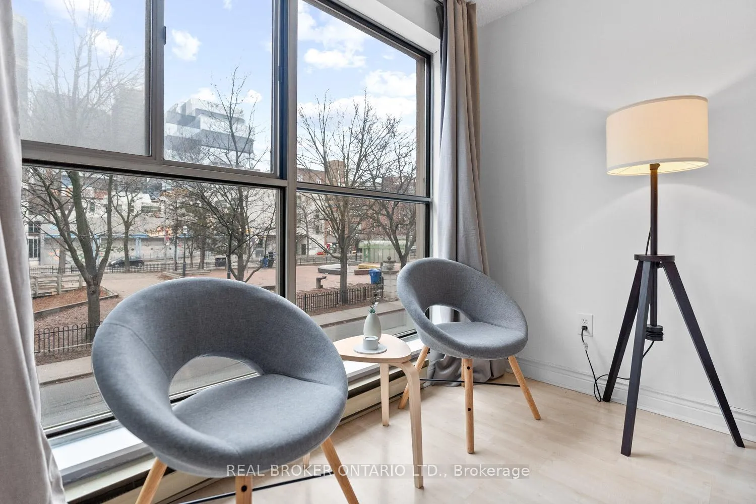 Photo 13 of Unit 223, 65 Scadding Avenue, Toronto, Waterfront Communities — HOMEH