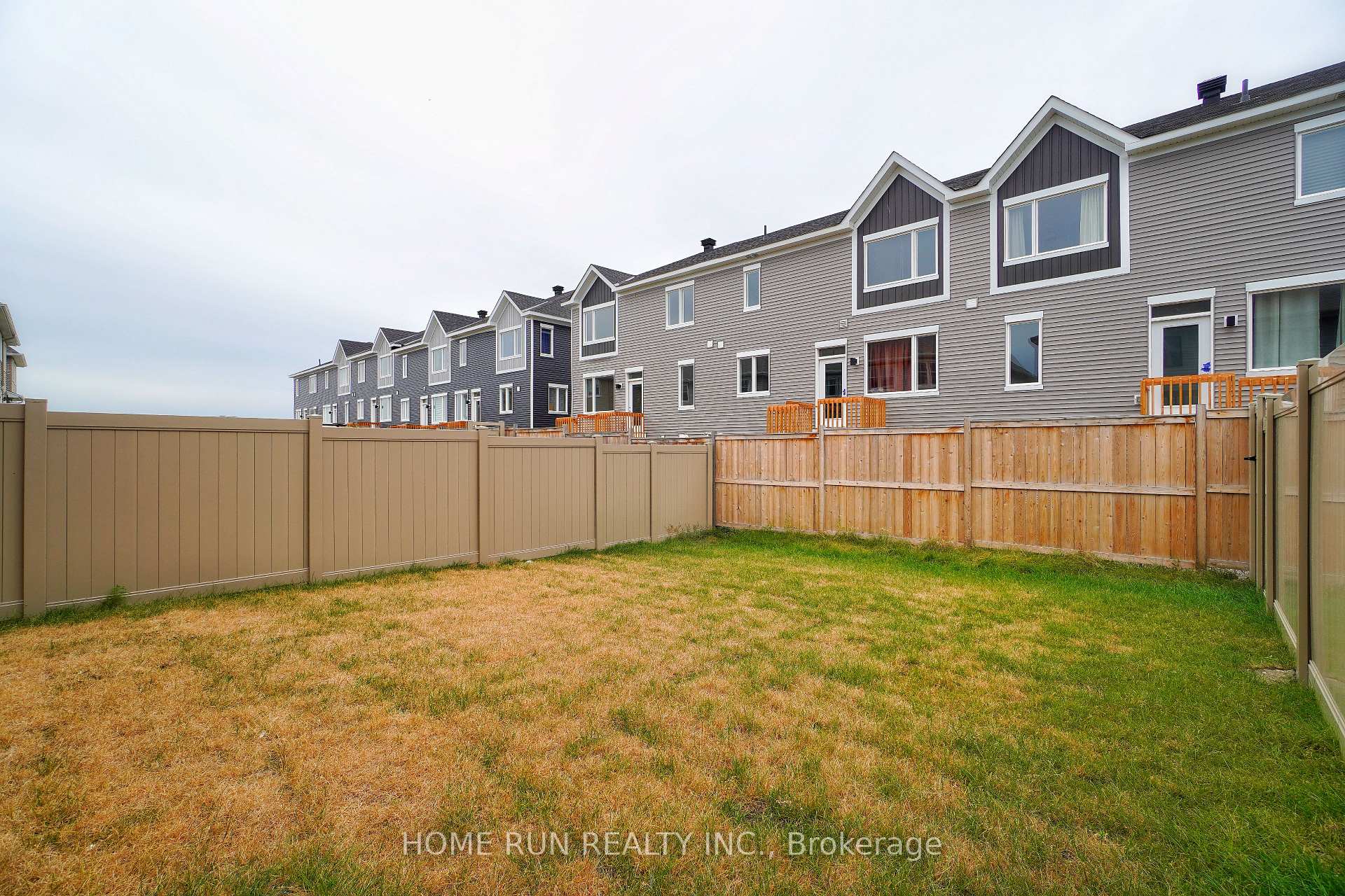 Photo 33 of 517 Sonmarg Crescent, Ottawa, Barrhaven - Half Moon Bay — HOMEH