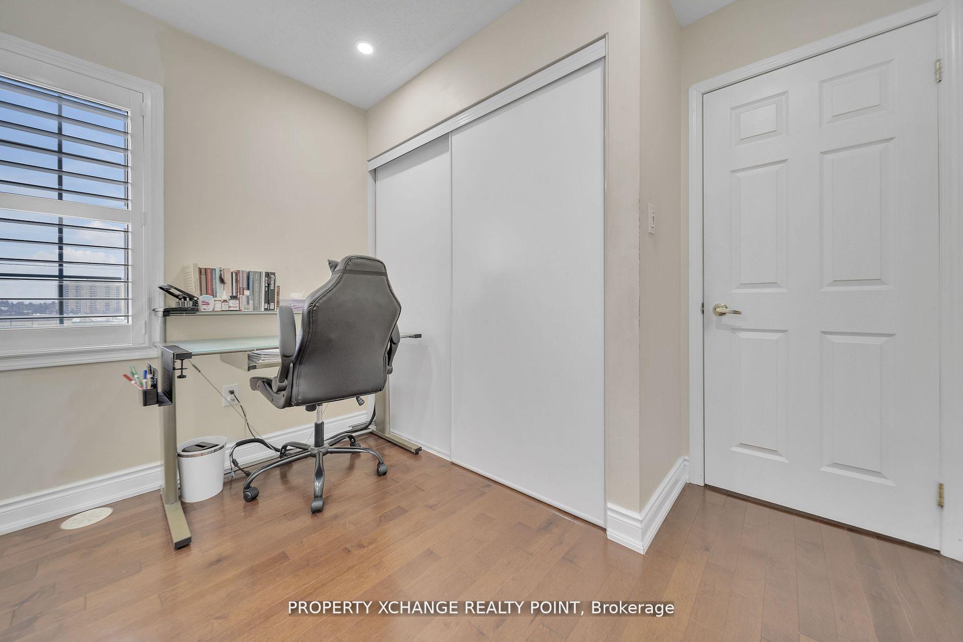 Photo 18 of 107 Chapman Drive, Ajax, Central — HOMEH