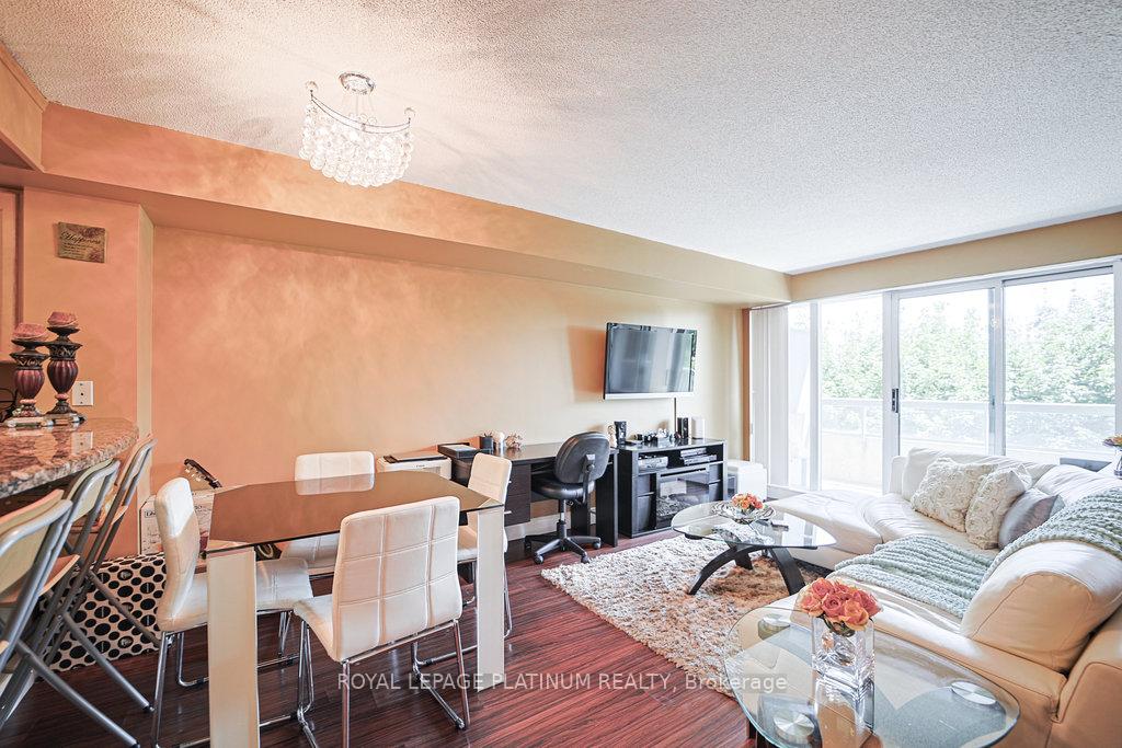 Photo 9 of Unit 410, 5 Emerald Lane, Vaughan, Crestwood-Springfarm-Yorkhill — HOMEH