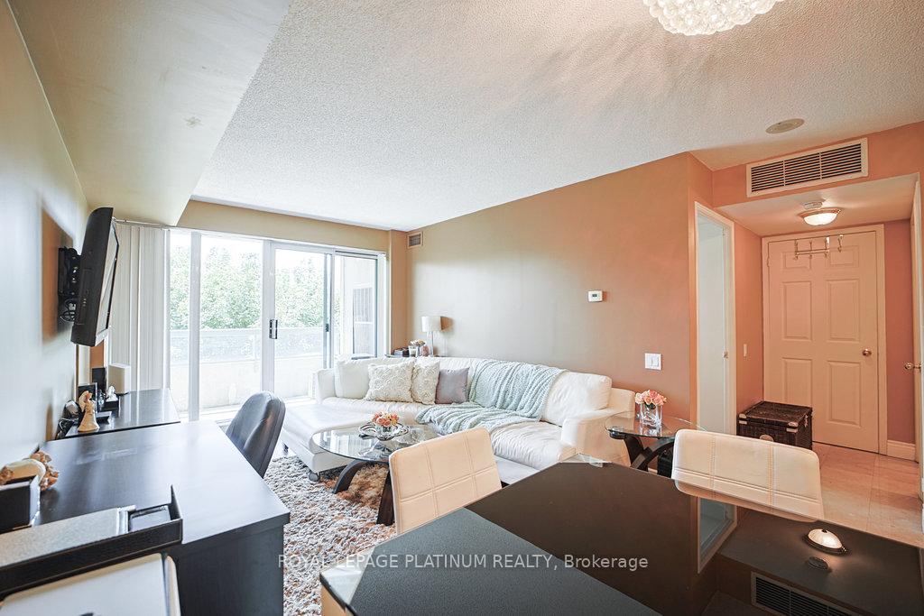 Photo 15 of Unit 410, 5 Emerald Lane, Vaughan, Crestwood-Springfarm-Yorkhill — HOMEH