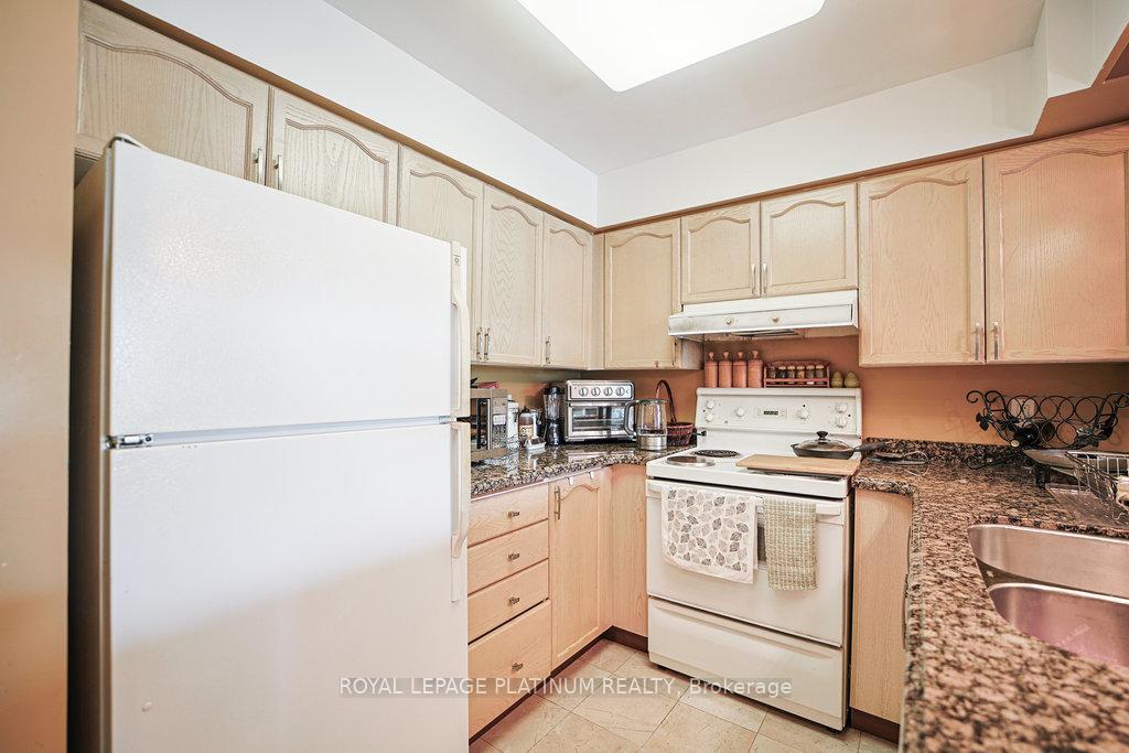 Photo 21 of Unit 410, 5 Emerald Lane, Vaughan, Crestwood-Springfarm-Yorkhill — HOMEH