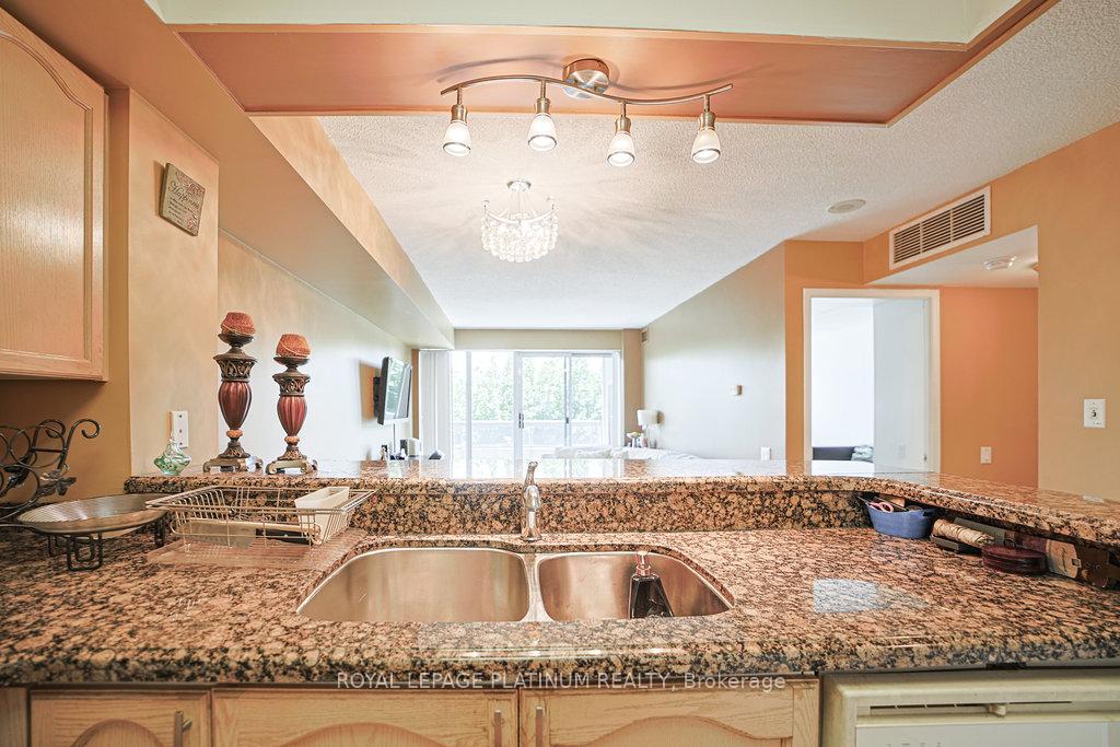 Photo 23 of Unit 410, 5 Emerald Lane, Vaughan, Crestwood-Springfarm-Yorkhill — HOMEH