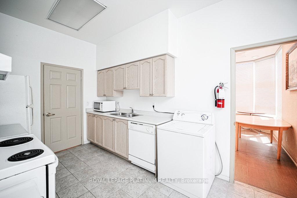 Photo 34 of Unit 410, 5 Emerald Lane, Vaughan, Crestwood-Springfarm-Yorkhill — HOMEH