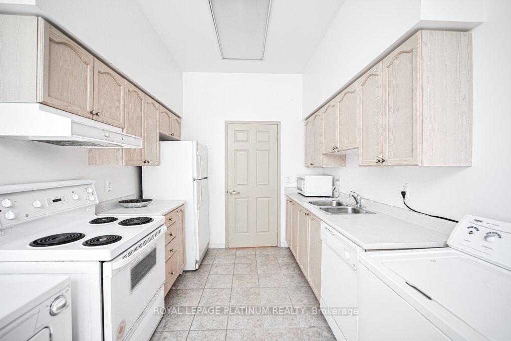 Photo 35 of Unit 410, 5 Emerald Lane, Vaughan, Crestwood-Springfarm-Yorkhill — HOMEH