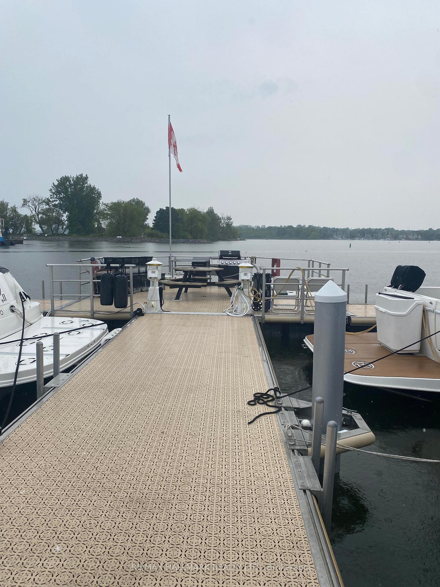 Photo 8 of 1295 Wharf Street, Pickering, Bay Ridges — HOMEH