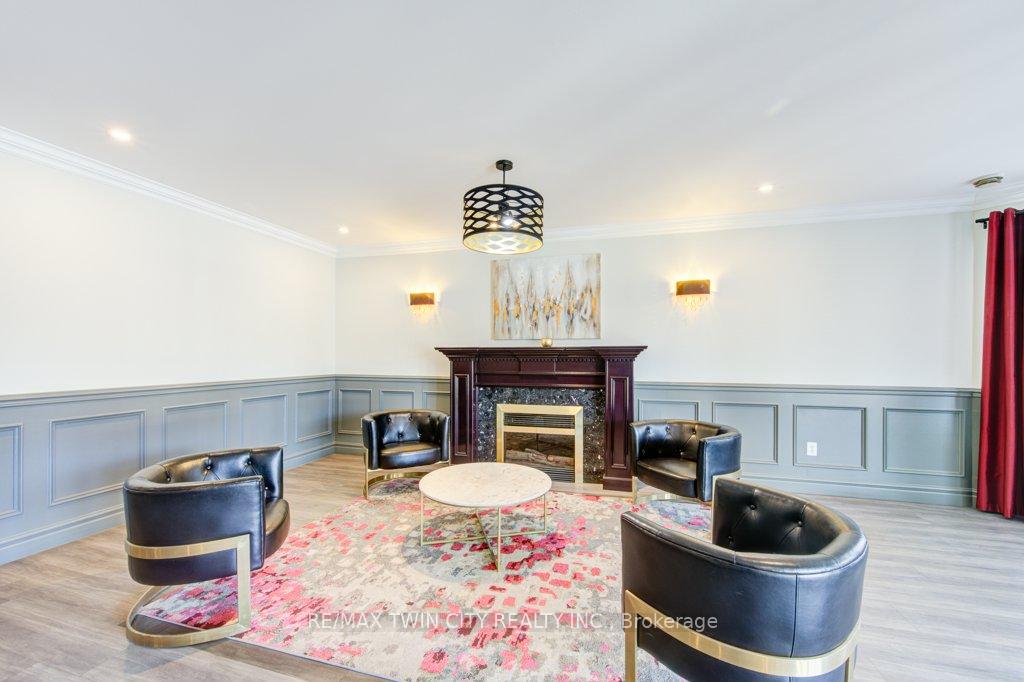 Photo 4 of Unit 1001, 255 Keats Way, Waterloo — HOMEH