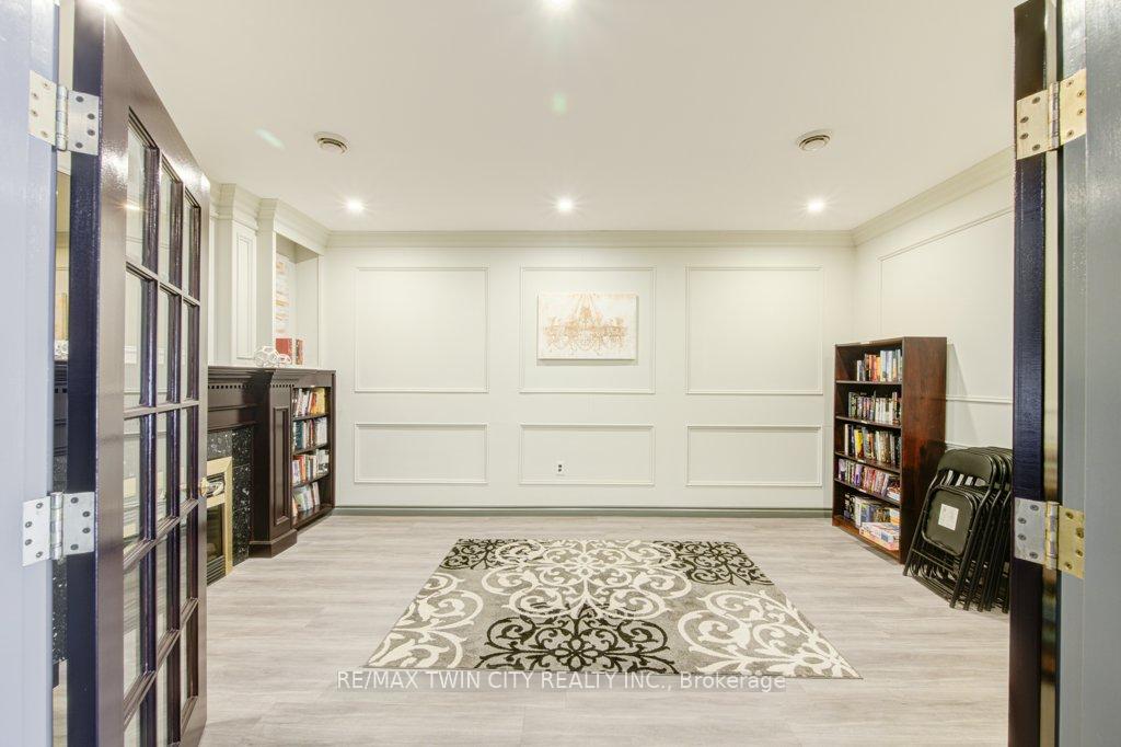 Photo 6 of Unit 1001, 255 Keats Way, Waterloo — HOMEH