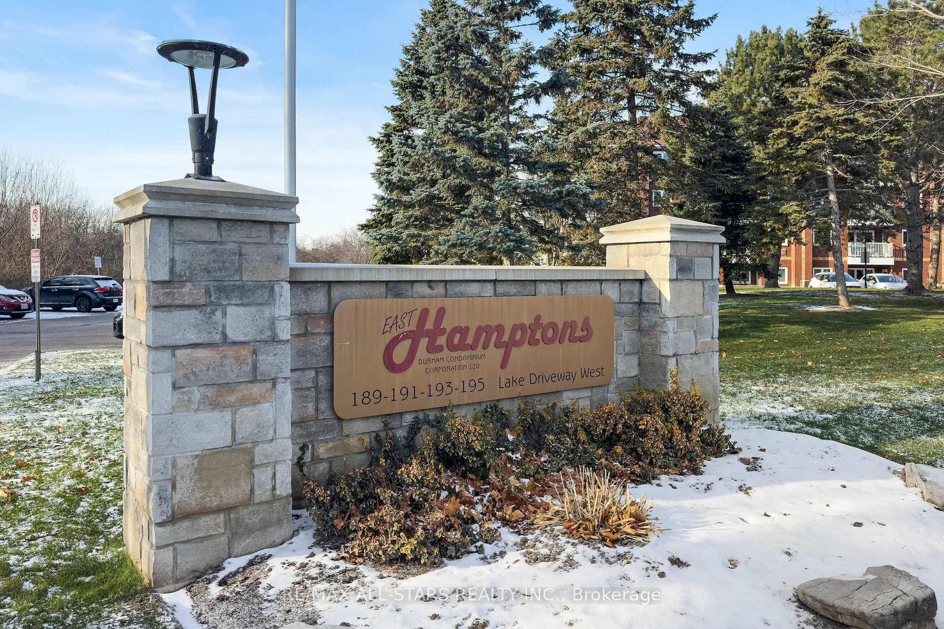 Photo 3 of Unit 211, 191 Lake Driveway, Ajax, South West — HOMEH