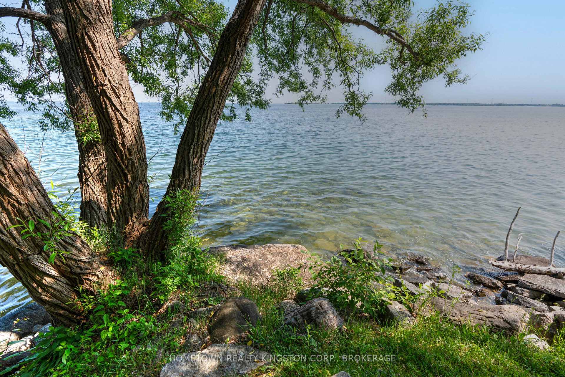 Photo 5 of Unit 6, 4427 Bath Road, Loyalist, Amherstview — HOMEH