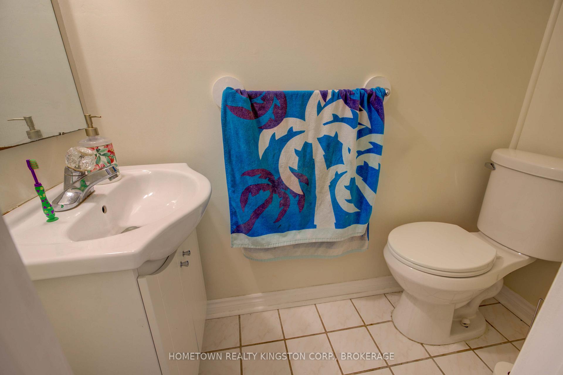 Photo 9 of Unit 6, 4427 Bath Road, Loyalist, Amherstview — HOMEH