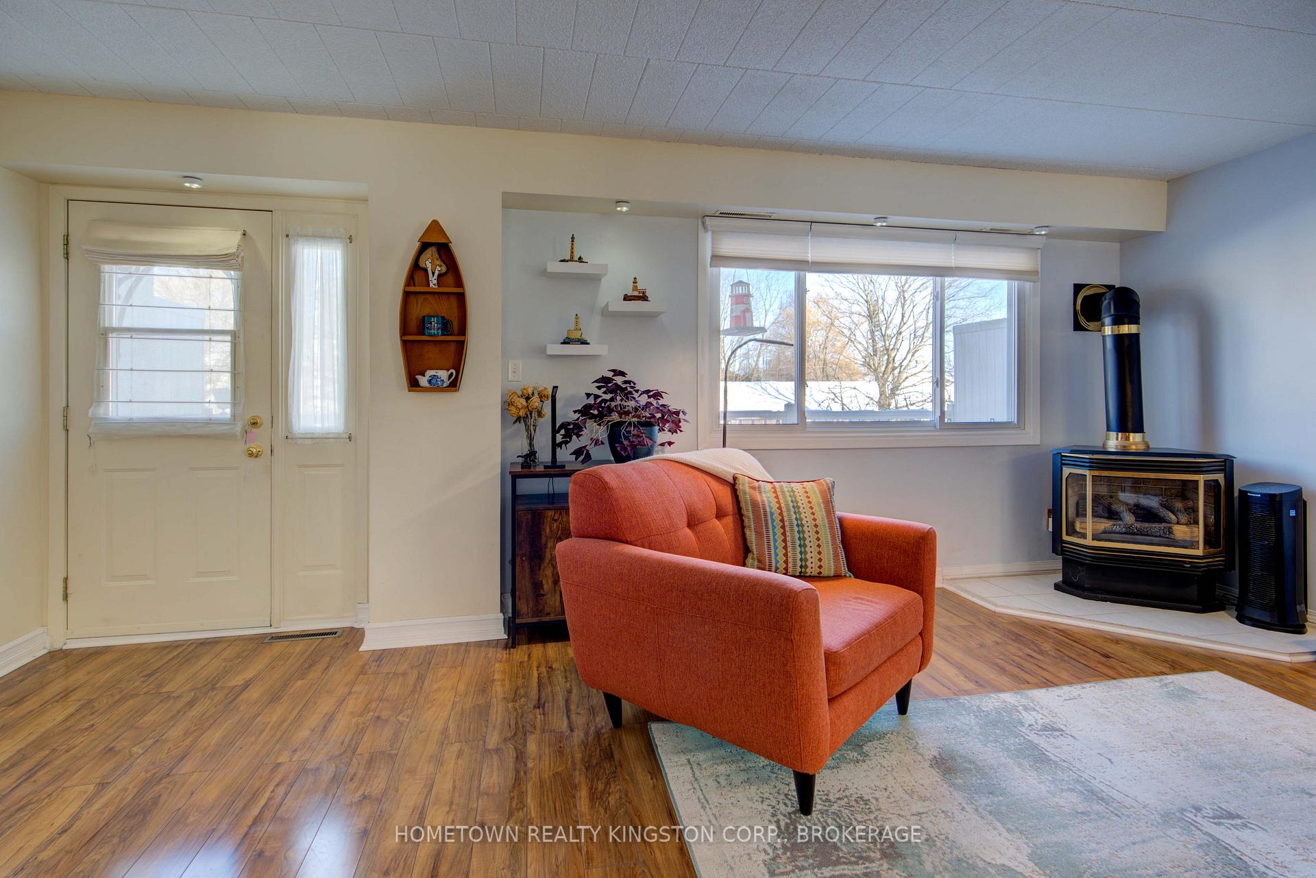 Photo 14 of Unit 6, 4427 Bath Road, Loyalist, Amherstview — HOMEH