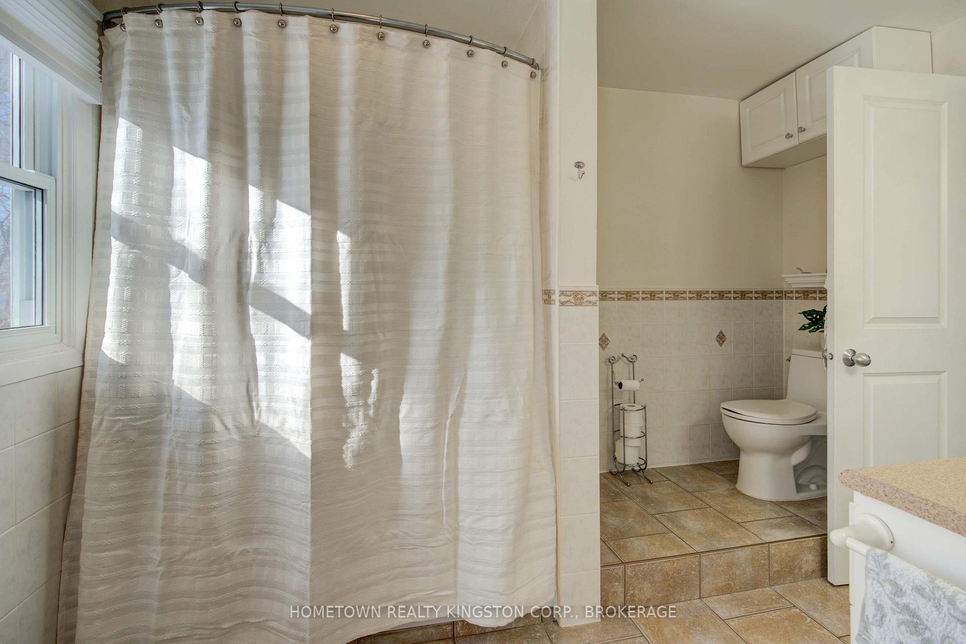 Photo 19 of Unit 6, 4427 Bath Road, Loyalist, Amherstview — HOMEH