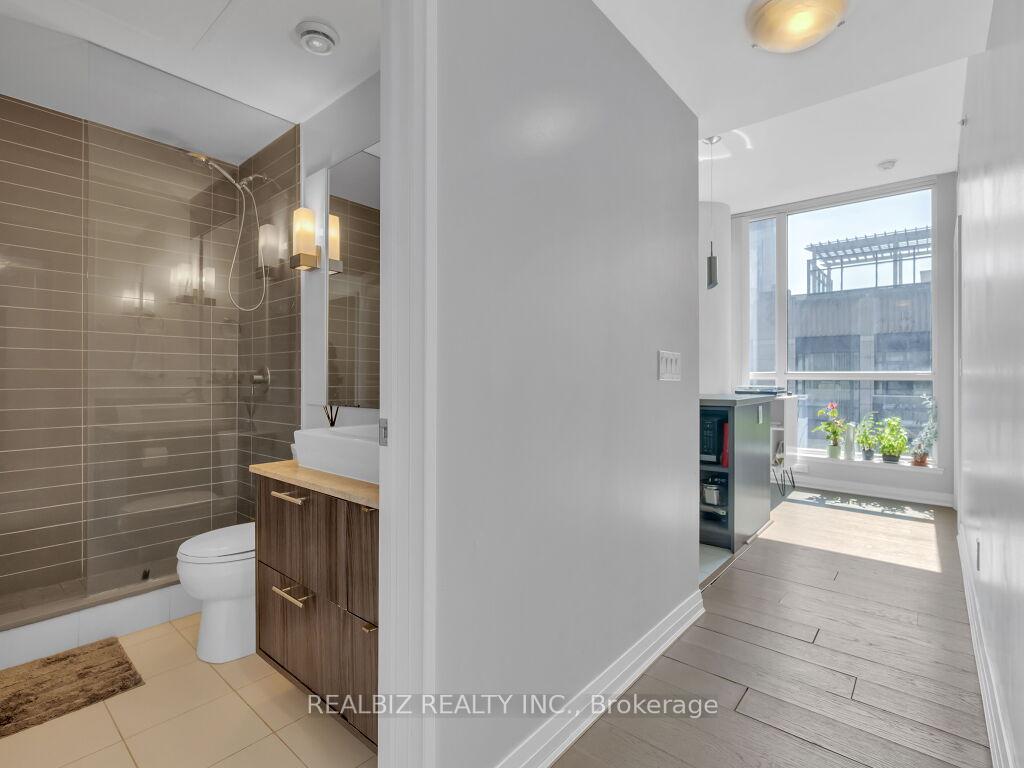 Photo 13 of Unit 1905, 8 Mercer Street, Toronto, Waterfront Communities — HOMEH