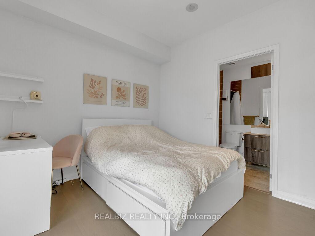 Photo 15 of Unit 1905, 8 Mercer Street, Toronto, Waterfront Communities — HOMEH