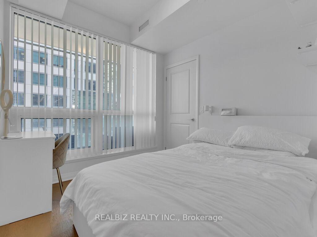 Photo 20 of Unit 1905, 8 Mercer Street, Toronto, Waterfront Communities — HOMEH