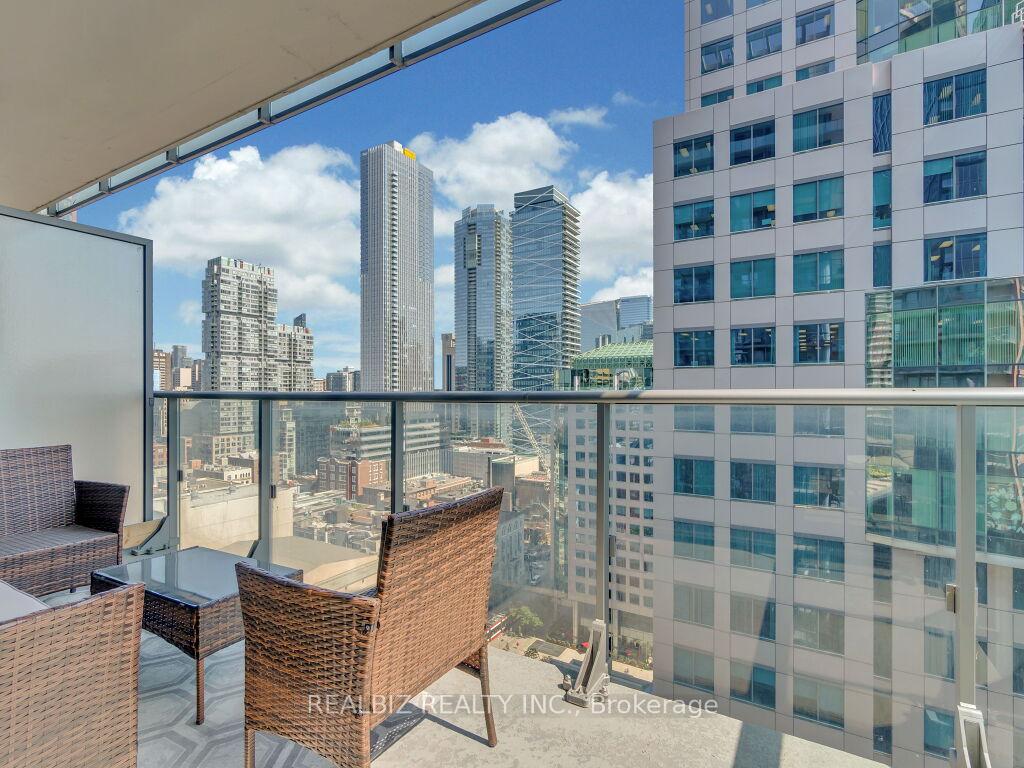 Photo 22 of Unit 1905, 8 Mercer Street, Toronto, Waterfront Communities — HOMEH