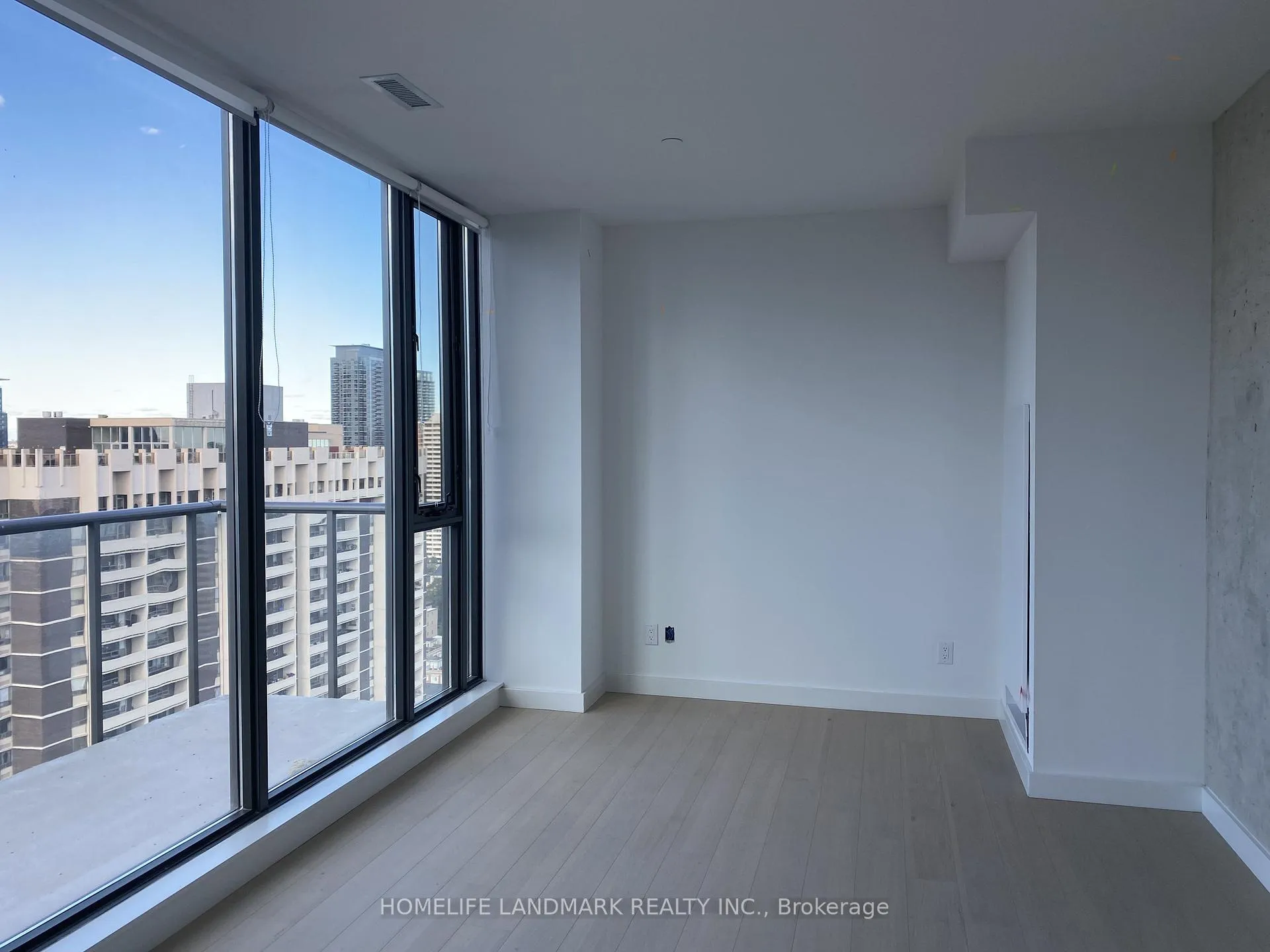 Photo 3 of Unit 2505, 81 Wellesley Street E, Toronto, Church-Yonge Corridor — HOMEH