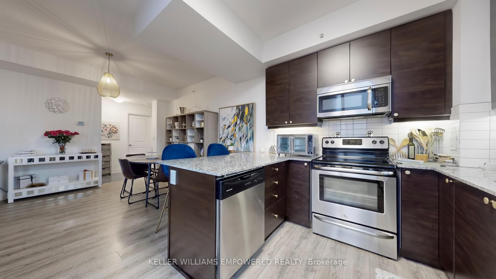 Photo 6 of Unit 904, 24 Woodstream Boulevard, Vaughan, Vaughan Grove — HOMEH