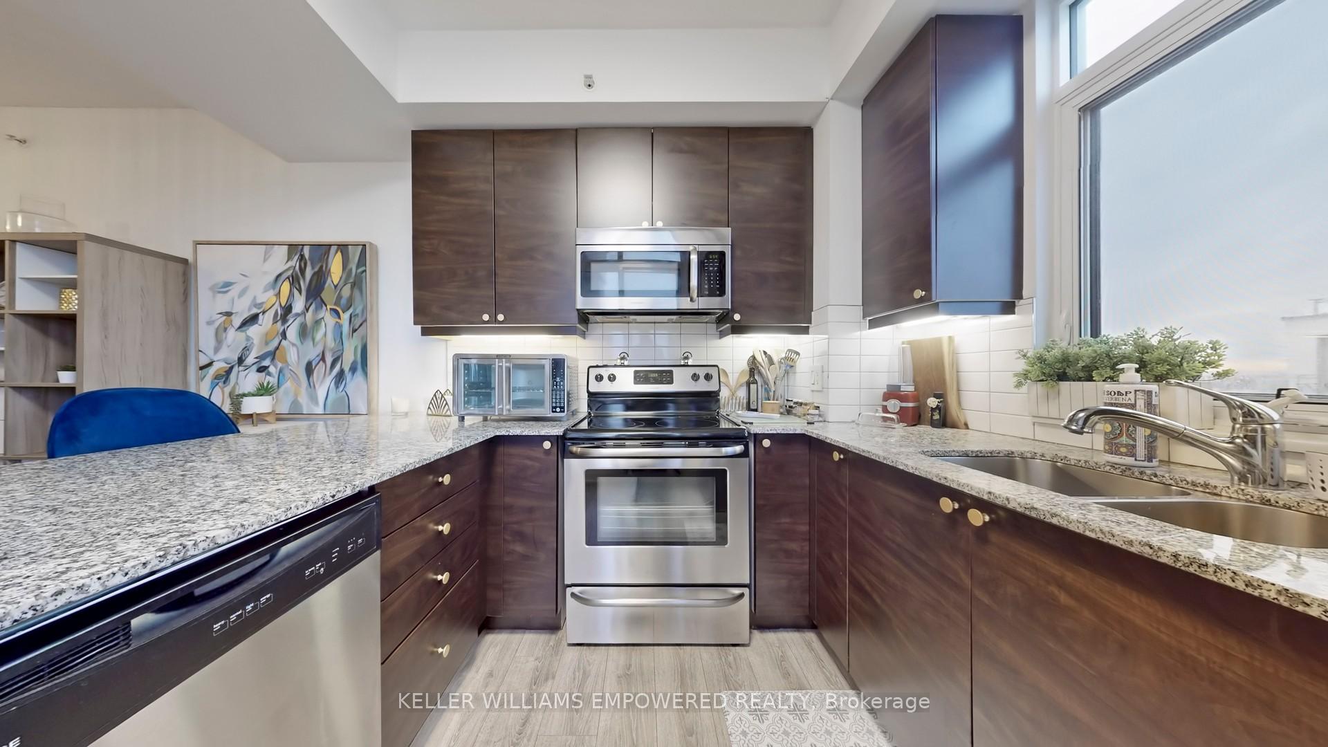 Photo 7 of Unit 904, 24 Woodstream Boulevard, Vaughan, Vaughan Grove — HOMEH