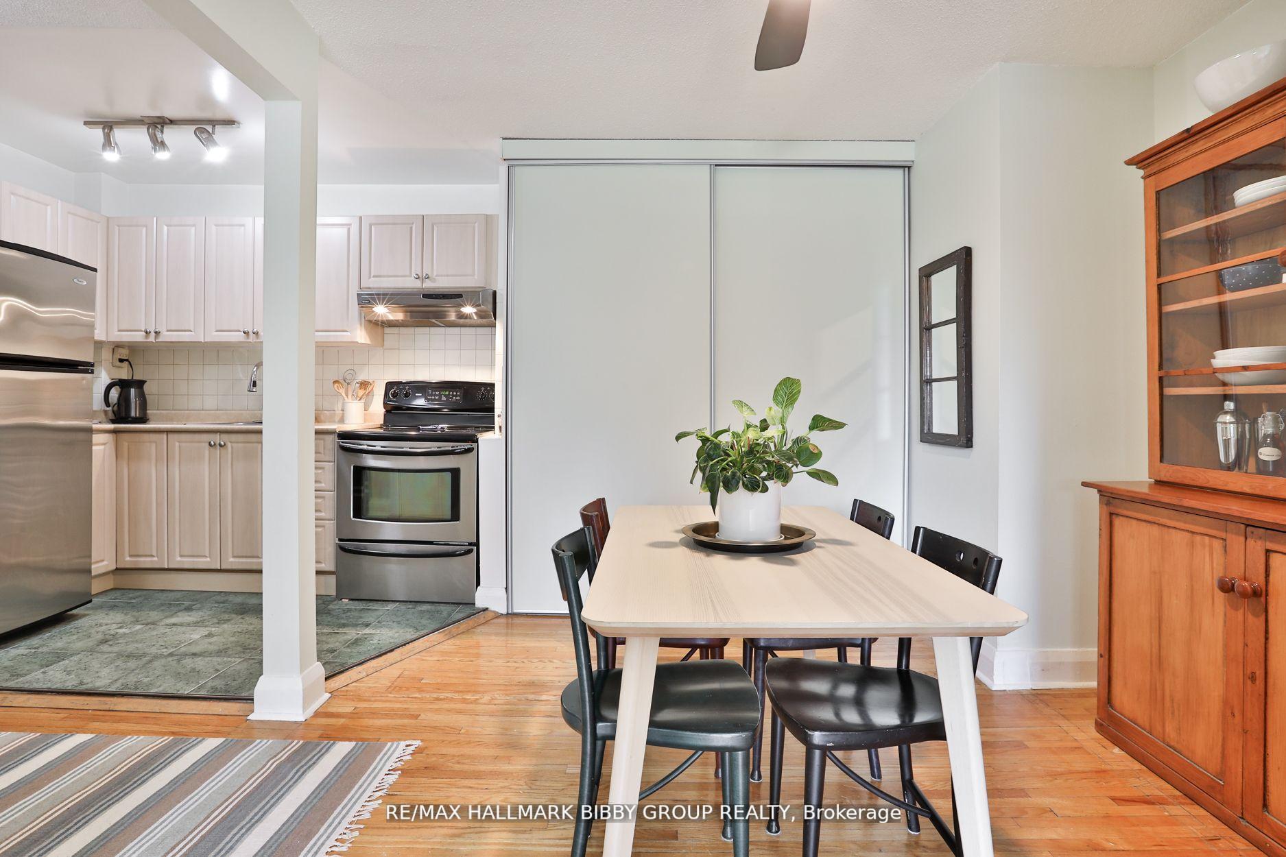 Photo 11 of Unit #404, 35 Raglan Avenue, Toronto, Humewood-Cedarvale — HOMEH