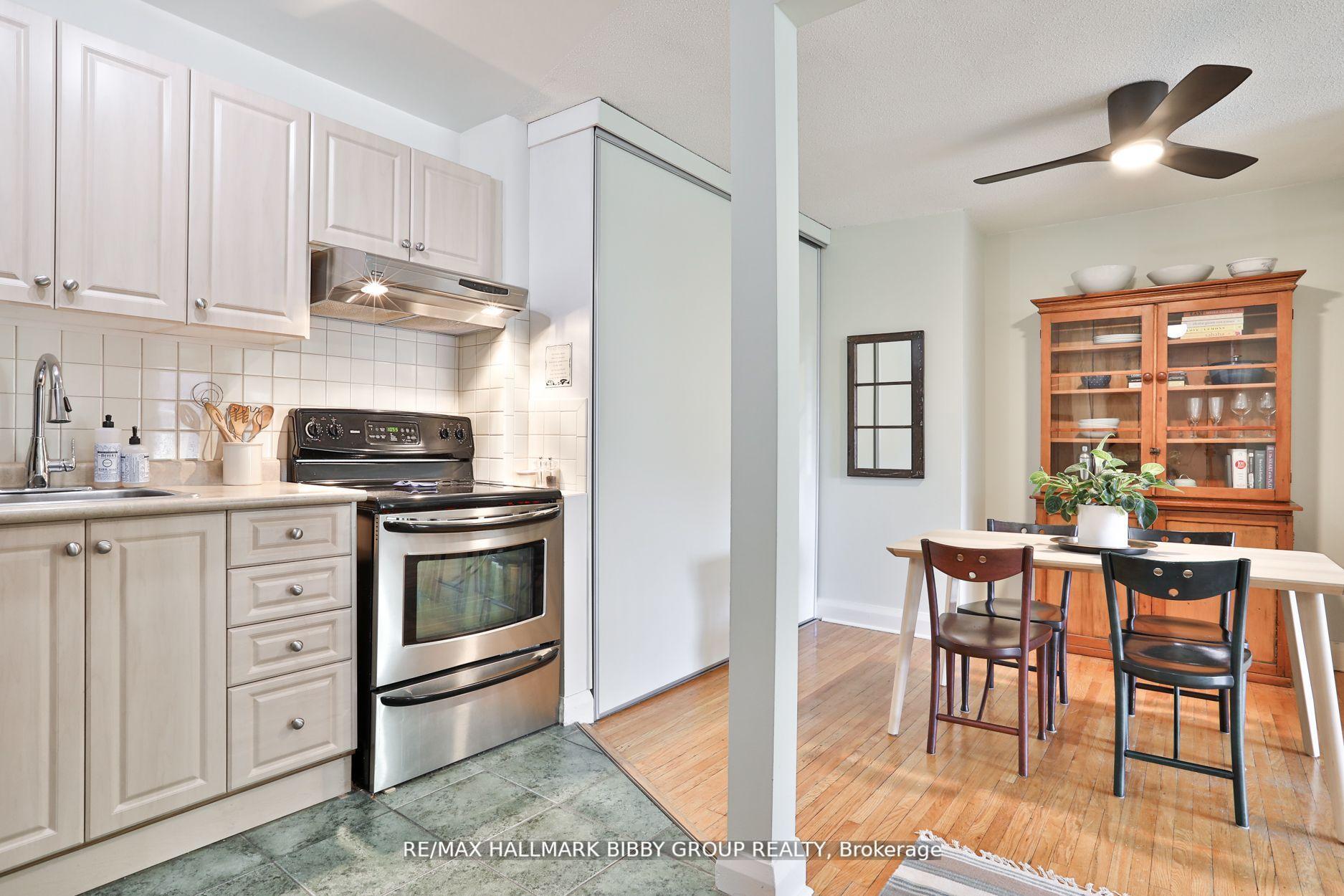 Photo 12 of Unit #404, 35 Raglan Avenue, Toronto, Humewood-Cedarvale — HOMEH