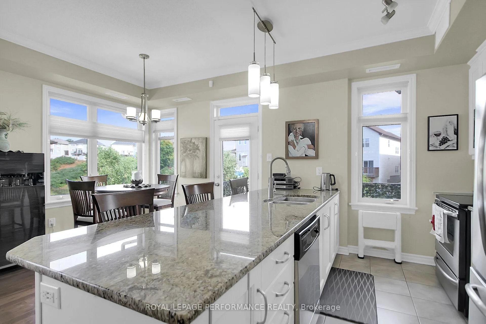 Photo 10 of Unit 302, 130 Guelph Private, Ottawa, Kanata - Kanata Lakes/Heritage Hills — HOMEH