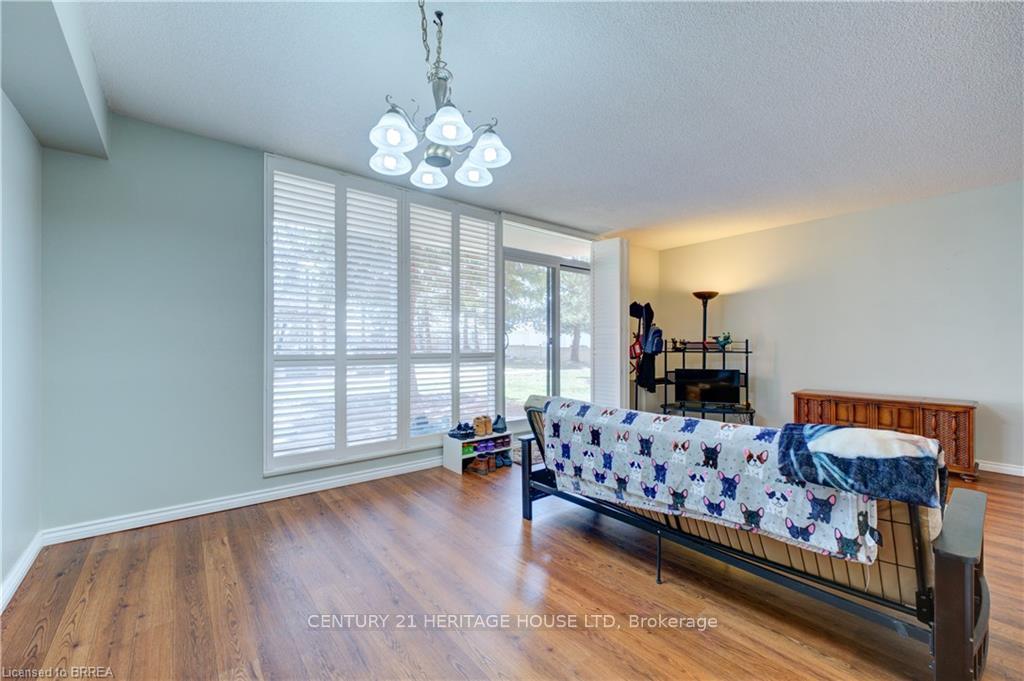 Photo 9 of Unit 109, 9 Bonheur Court, Brant, Brantford Twp — HOMEH
