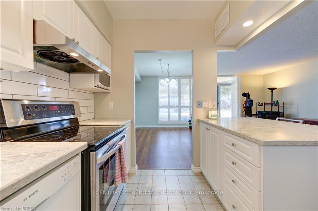 Photo 12 of Unit 109, 9 Bonheur Court, Brant, Brantford Twp — HOMEH