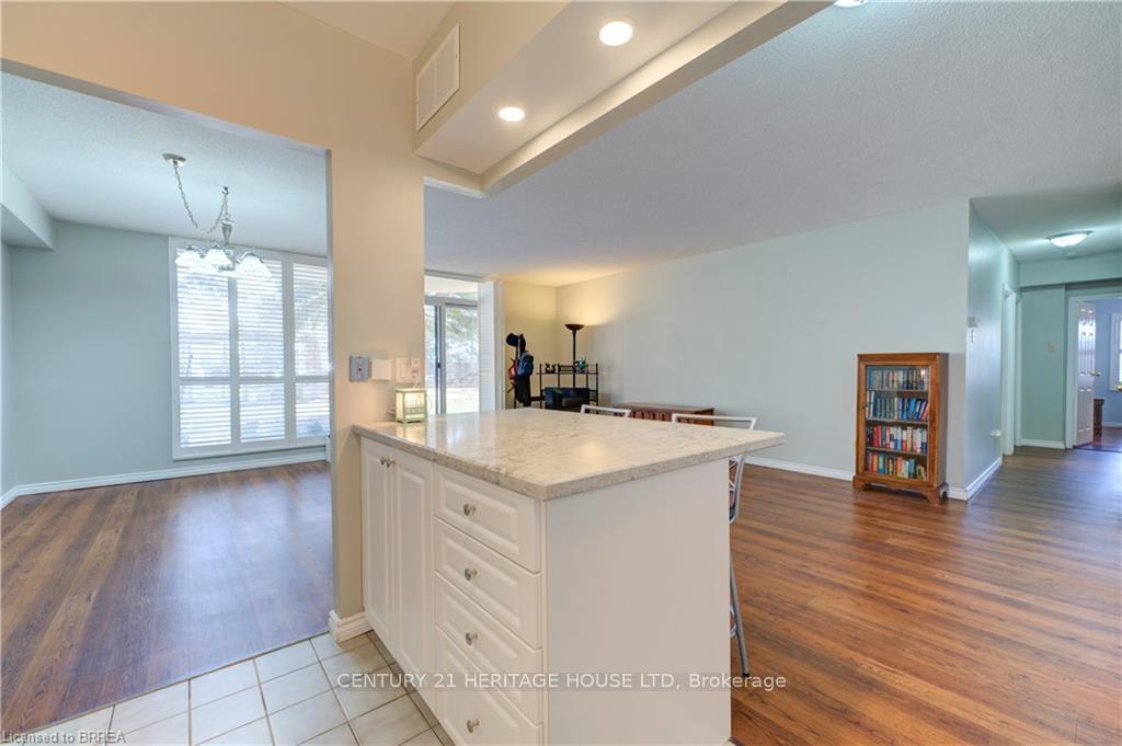 Photo 13 of Unit 109, 9 Bonheur Court, Brant, Brantford Twp — HOMEH