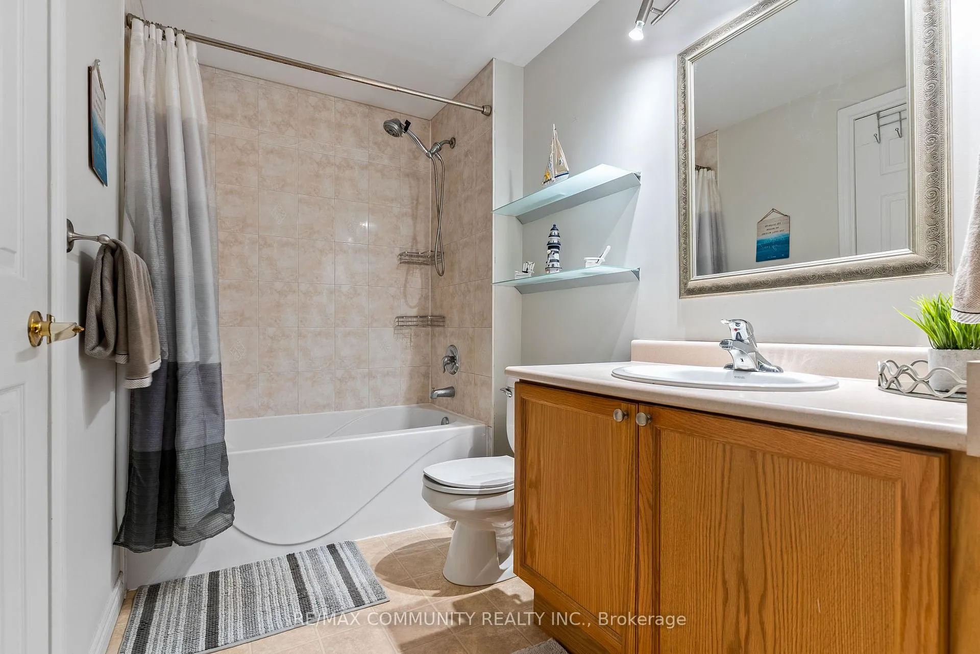 Photo 25 of Unit 2, 95 Goodwin Drive, Barrie, Painswick South — HOMEH