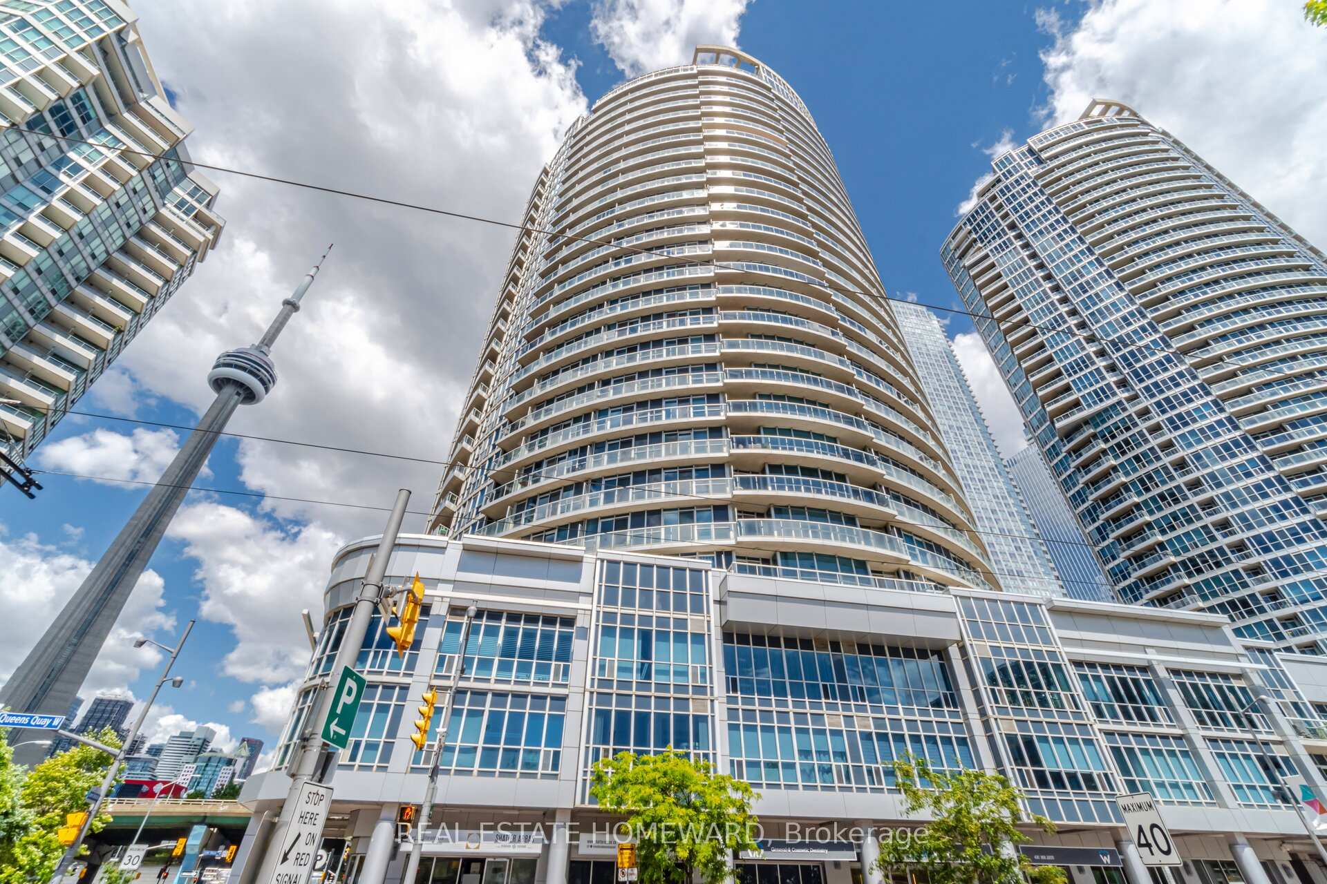Photo 2 of Unit 909, 218 Queens Quay W, Toronto, Waterfront Communities — HOMEH