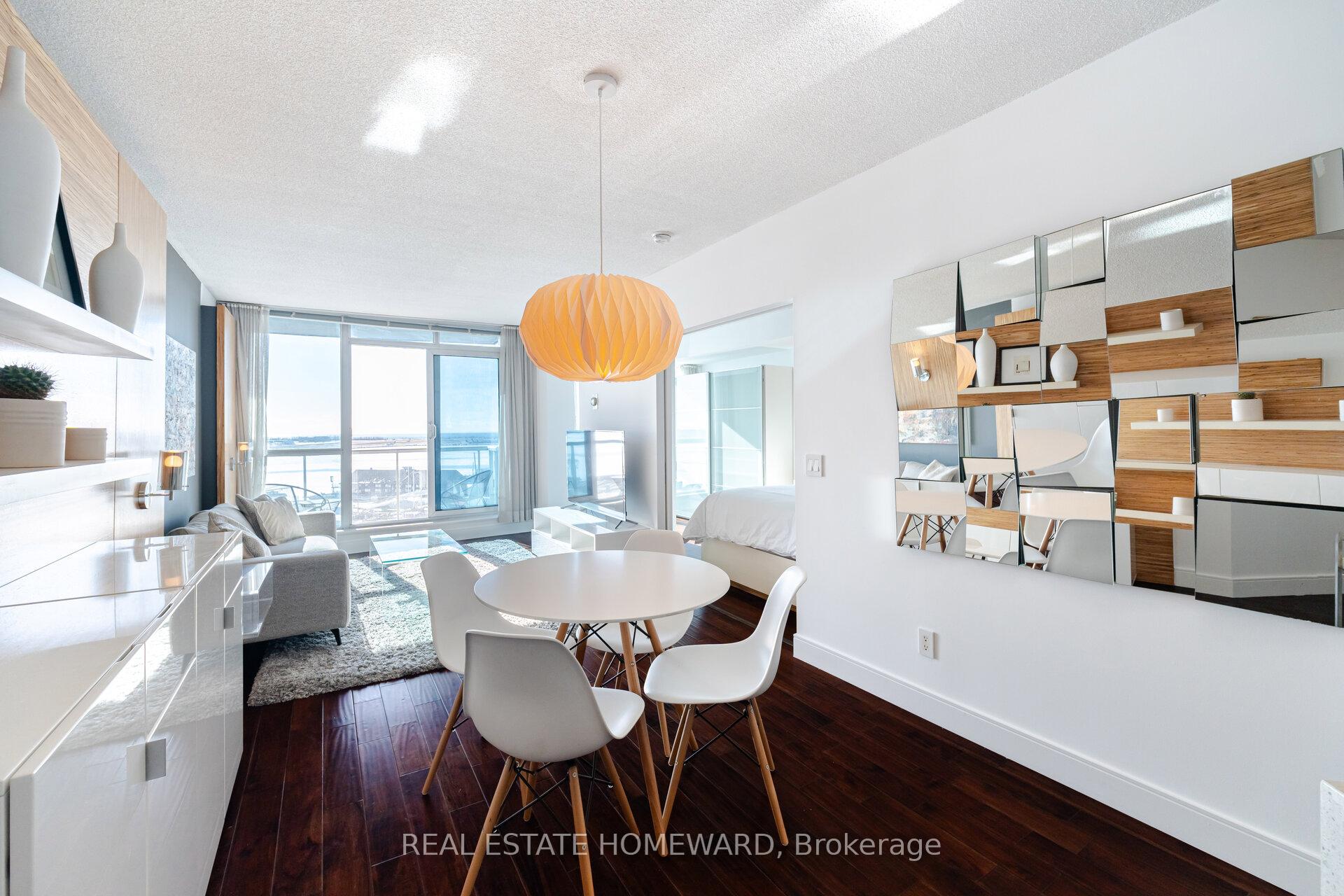 Photo 11 of Unit 909, 218 Queens Quay W, Toronto, Waterfront Communities — HOMEH