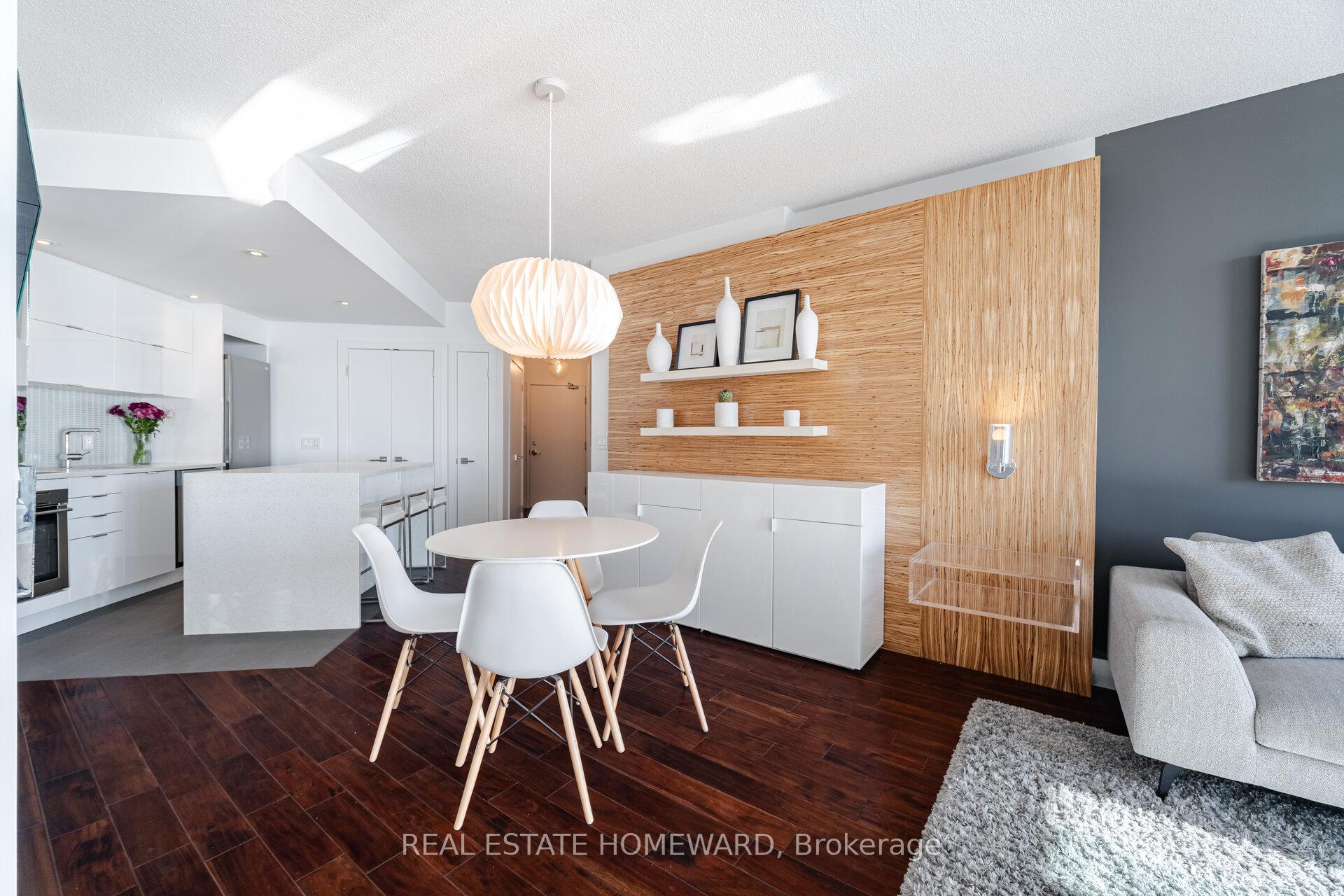 Photo 12 of Unit 909, 218 Queens Quay W, Toronto, Waterfront Communities — HOMEH