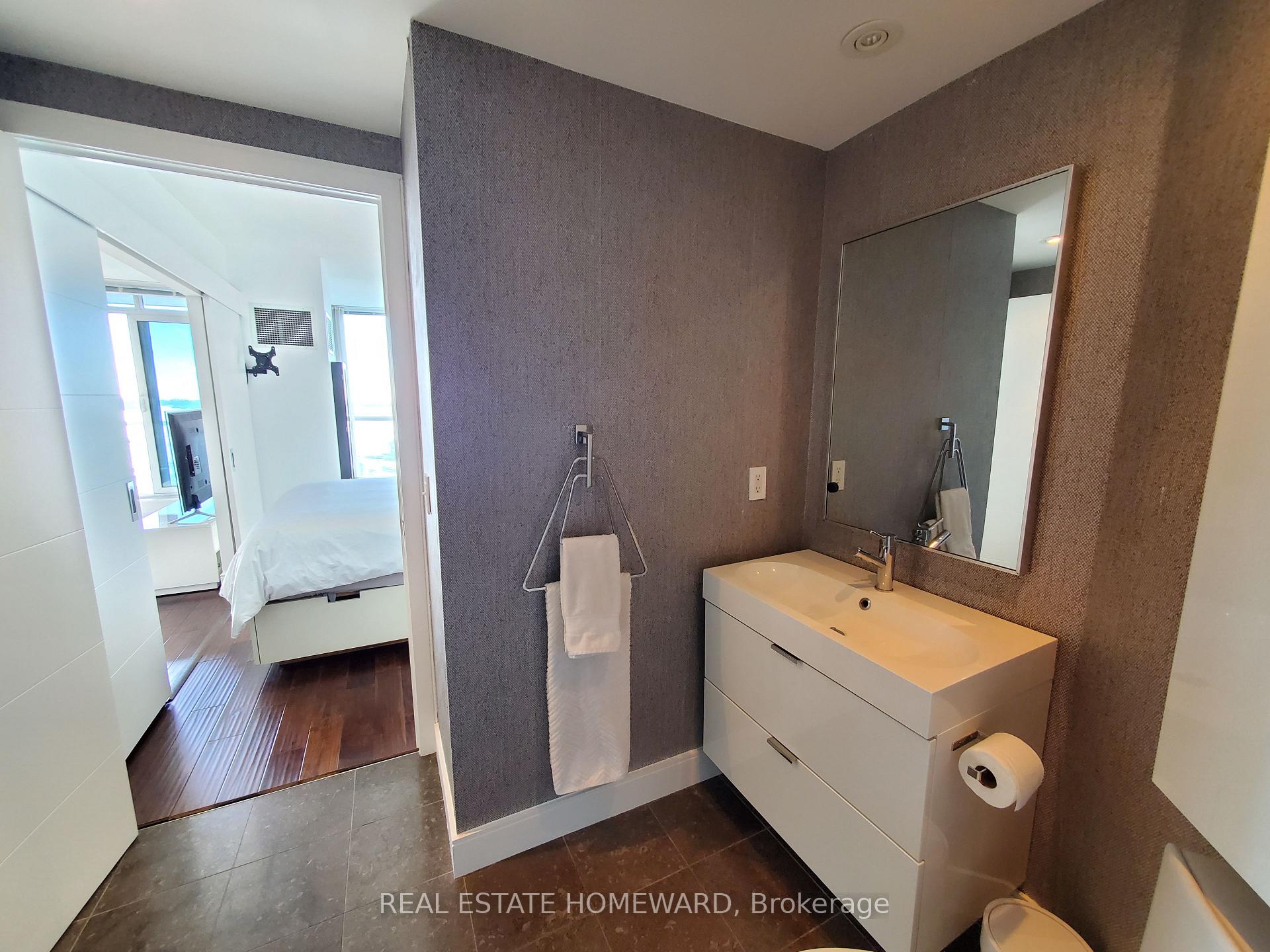 Photo 40 of Unit 909, 218 Queens Quay W, Toronto, Waterfront Communities — HOMEH