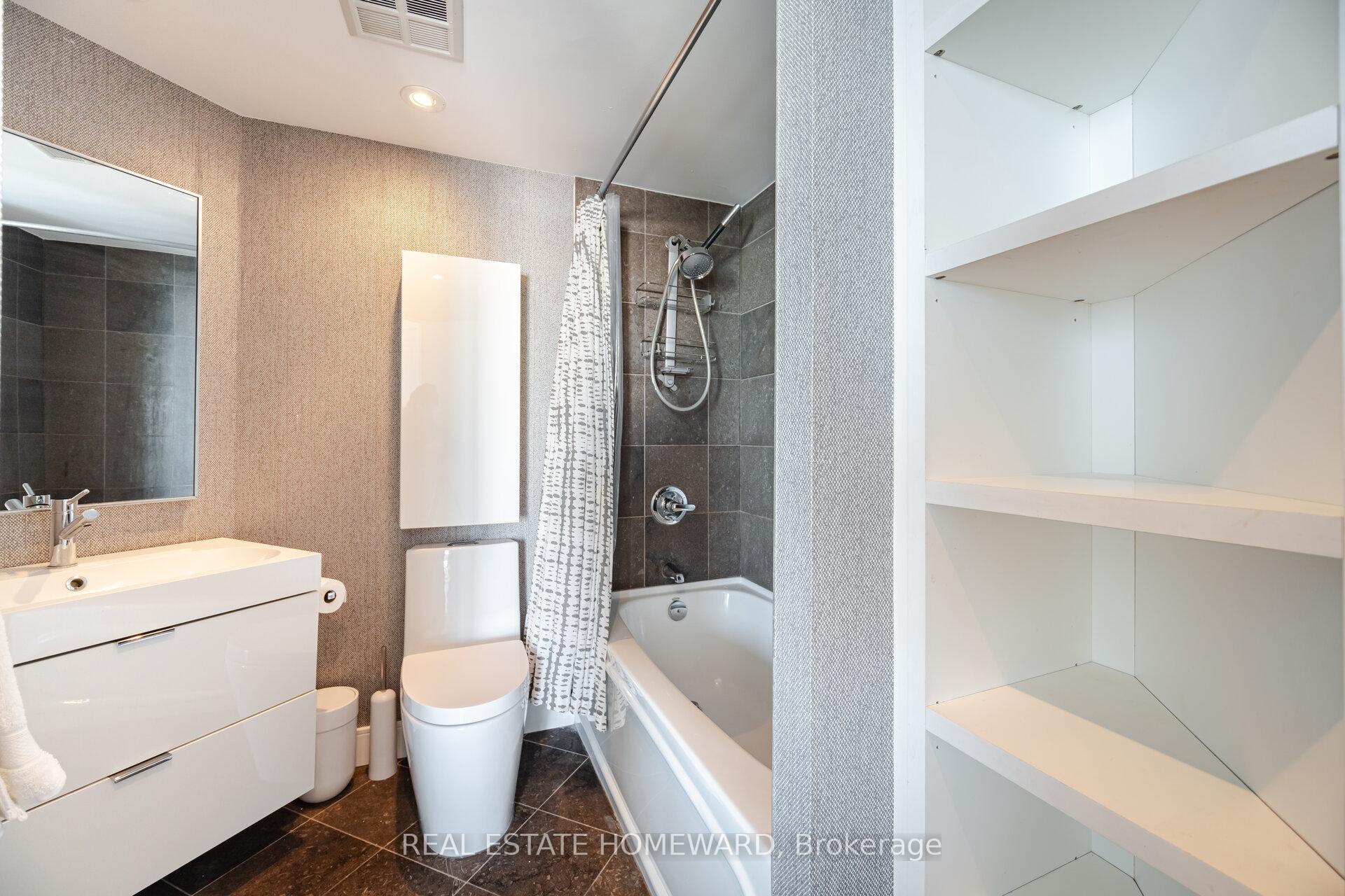 Photo 38 of Unit 909, 218 Queens Quay W, Toronto, Waterfront Communities — HOMEH