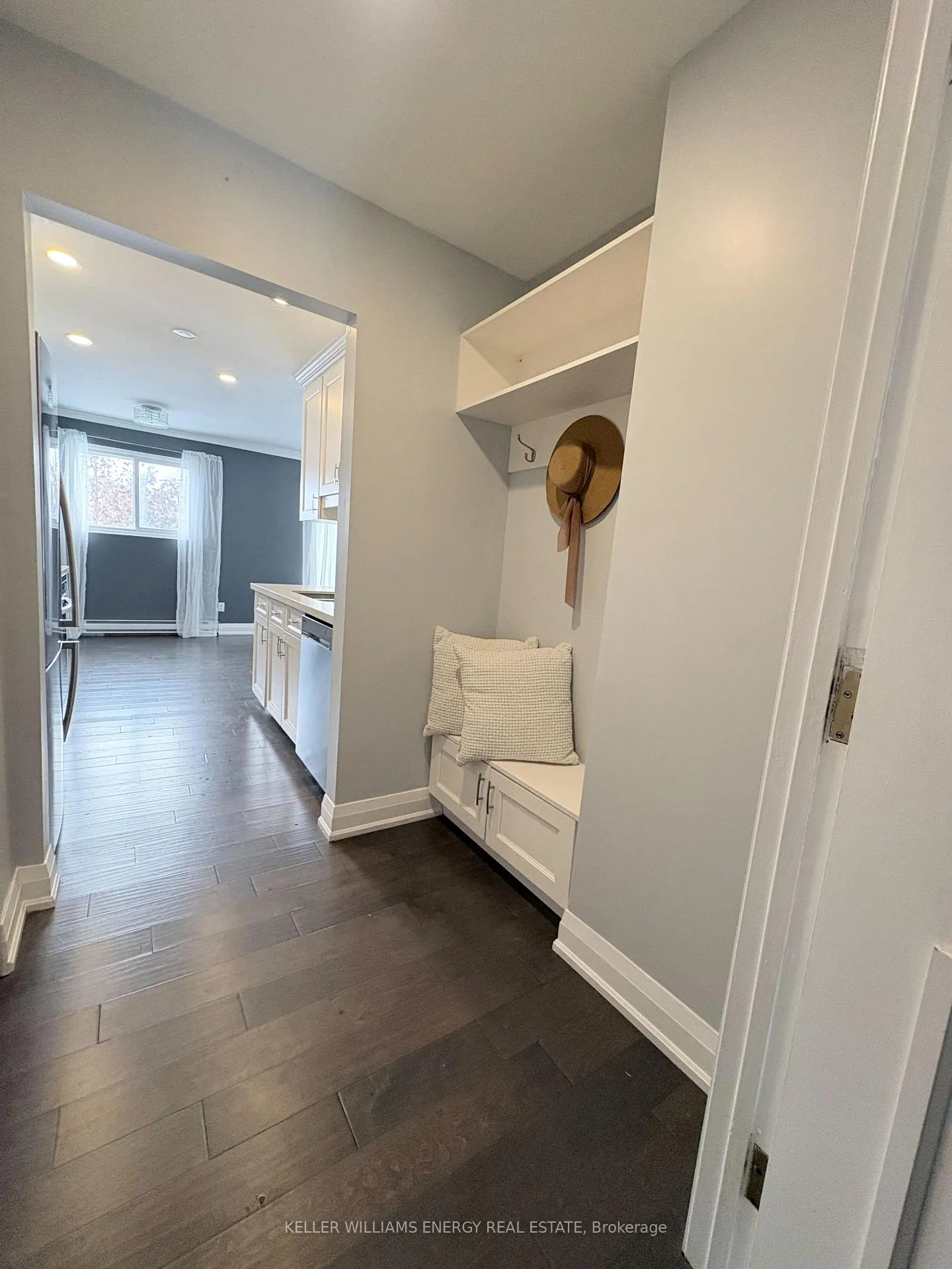 Photo 2 of Unit 1, 540 Mary Street E, Whitby, Downtown Whitby — HOMEH