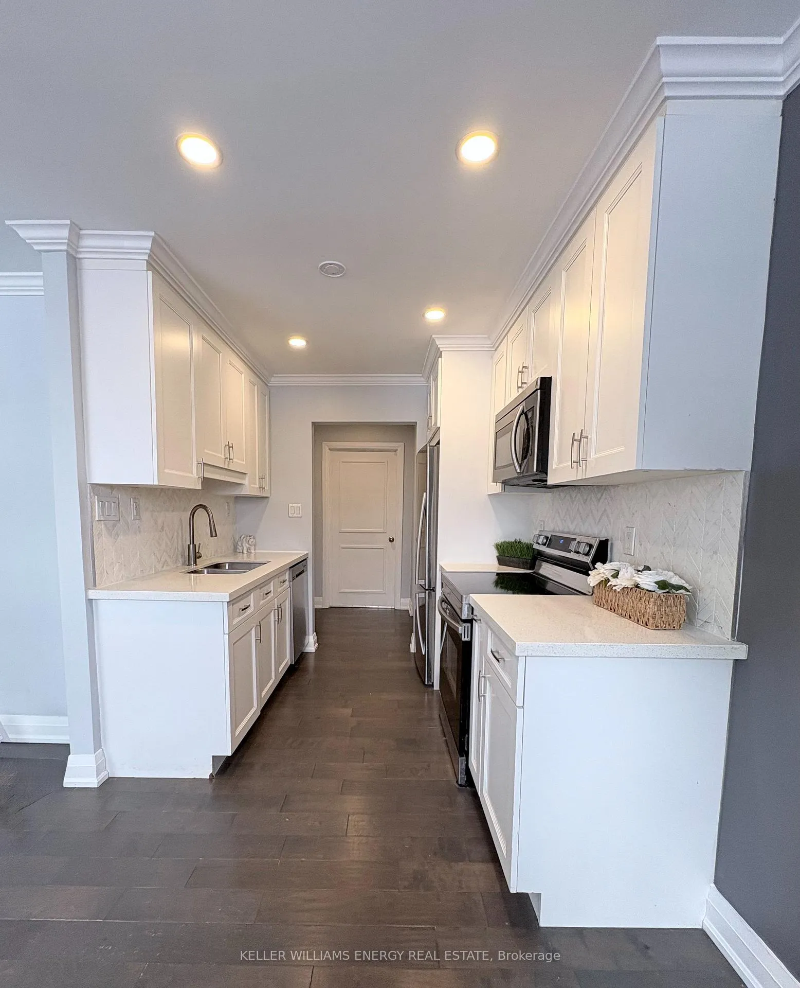 Photo 3 of Unit 1, 540 Mary Street E, Whitby, Downtown Whitby — HOMEH